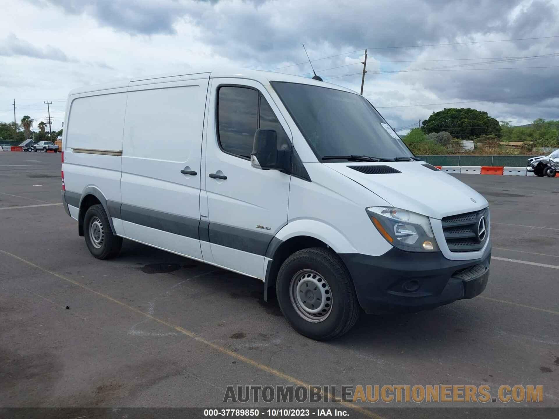 WD3PE7CC1FP146657 MERCEDES-BENZ SPRINTER CARGO VANS 2015