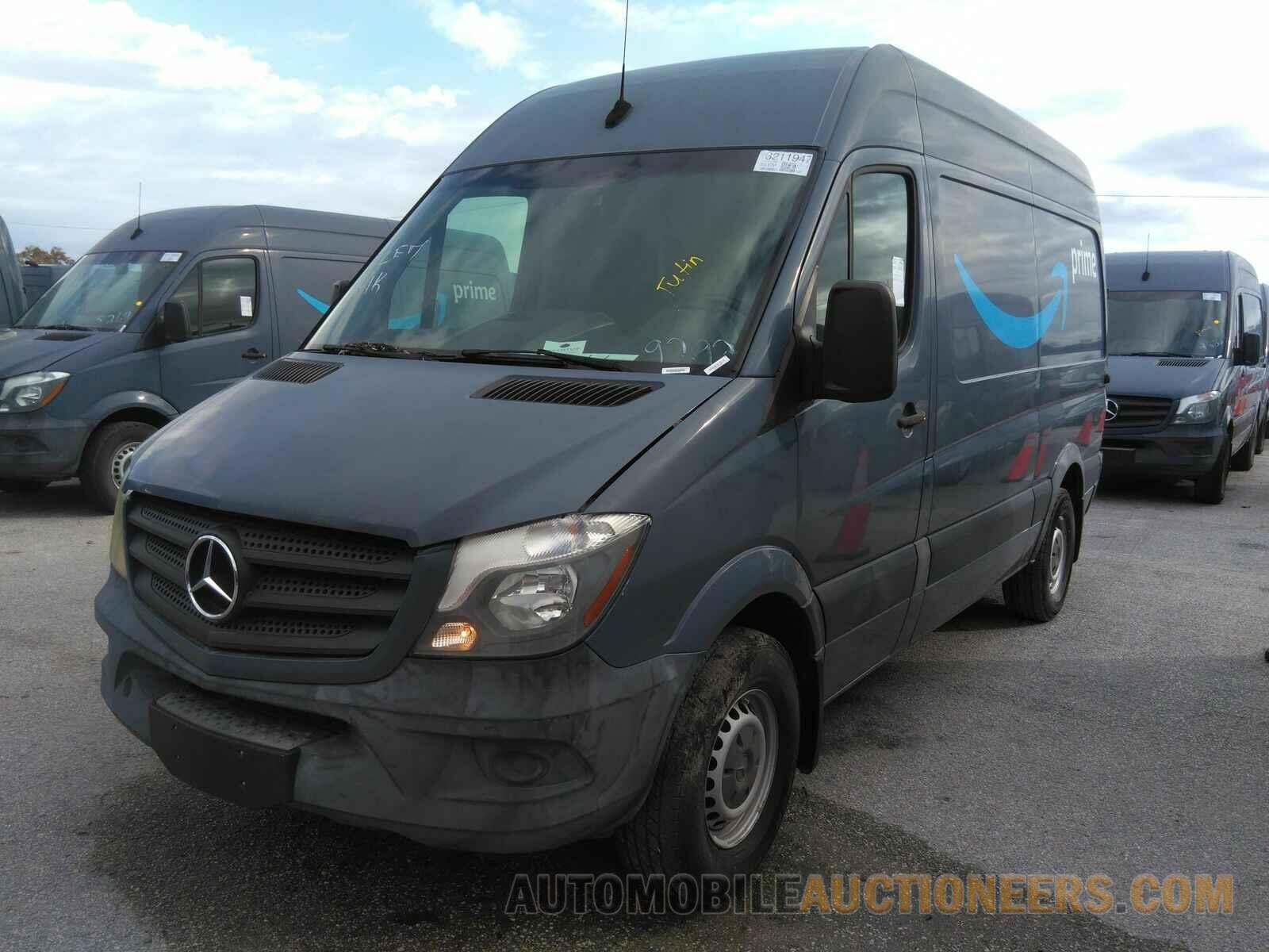 WD3PE7CD1JP629292 Mercedes-Benz Sprinter Cargo Van 2018