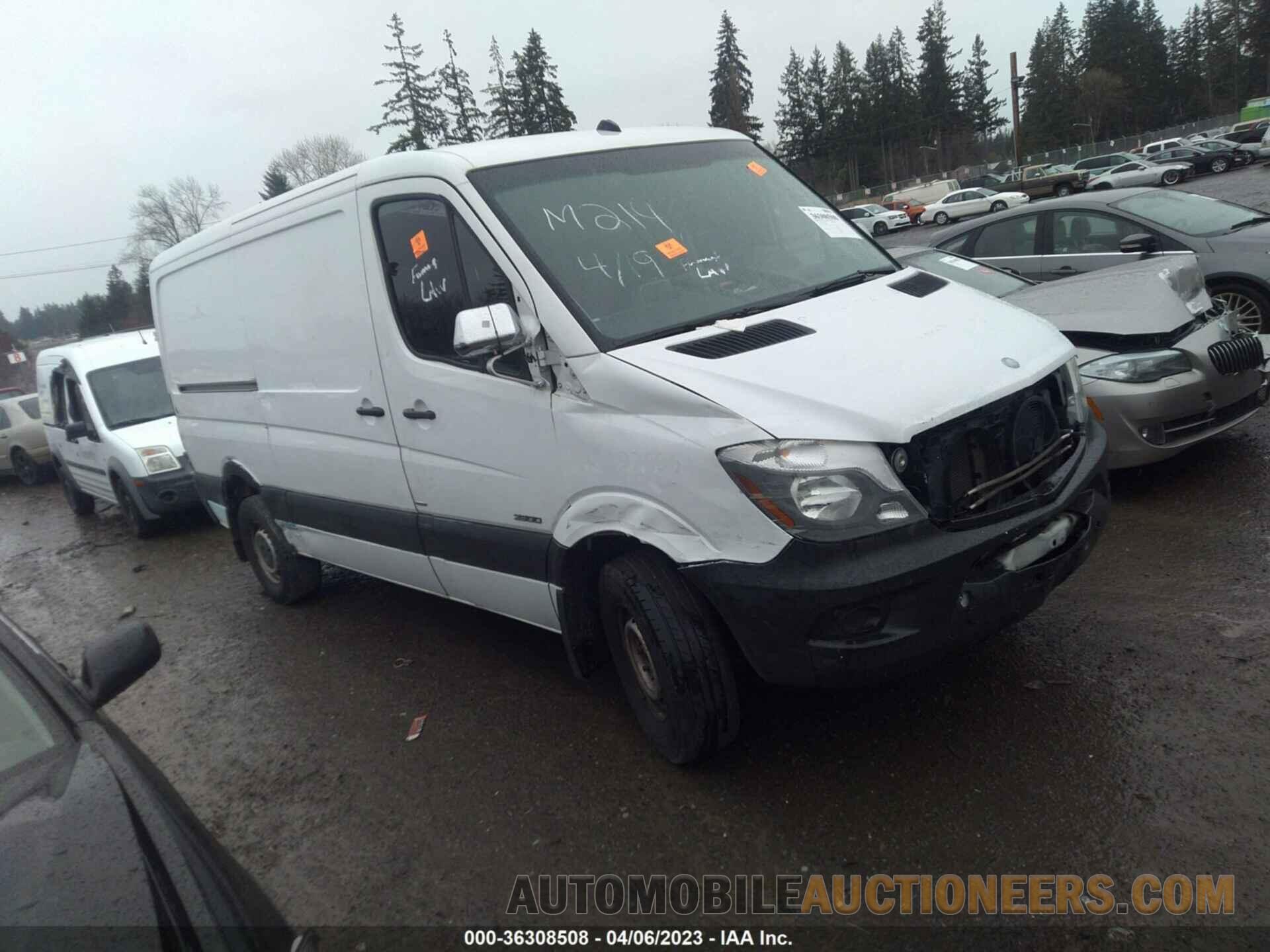 WD3PE7DC7FP100684 MERCEDES-BENZ SPRINTER CARGO VANS 2015