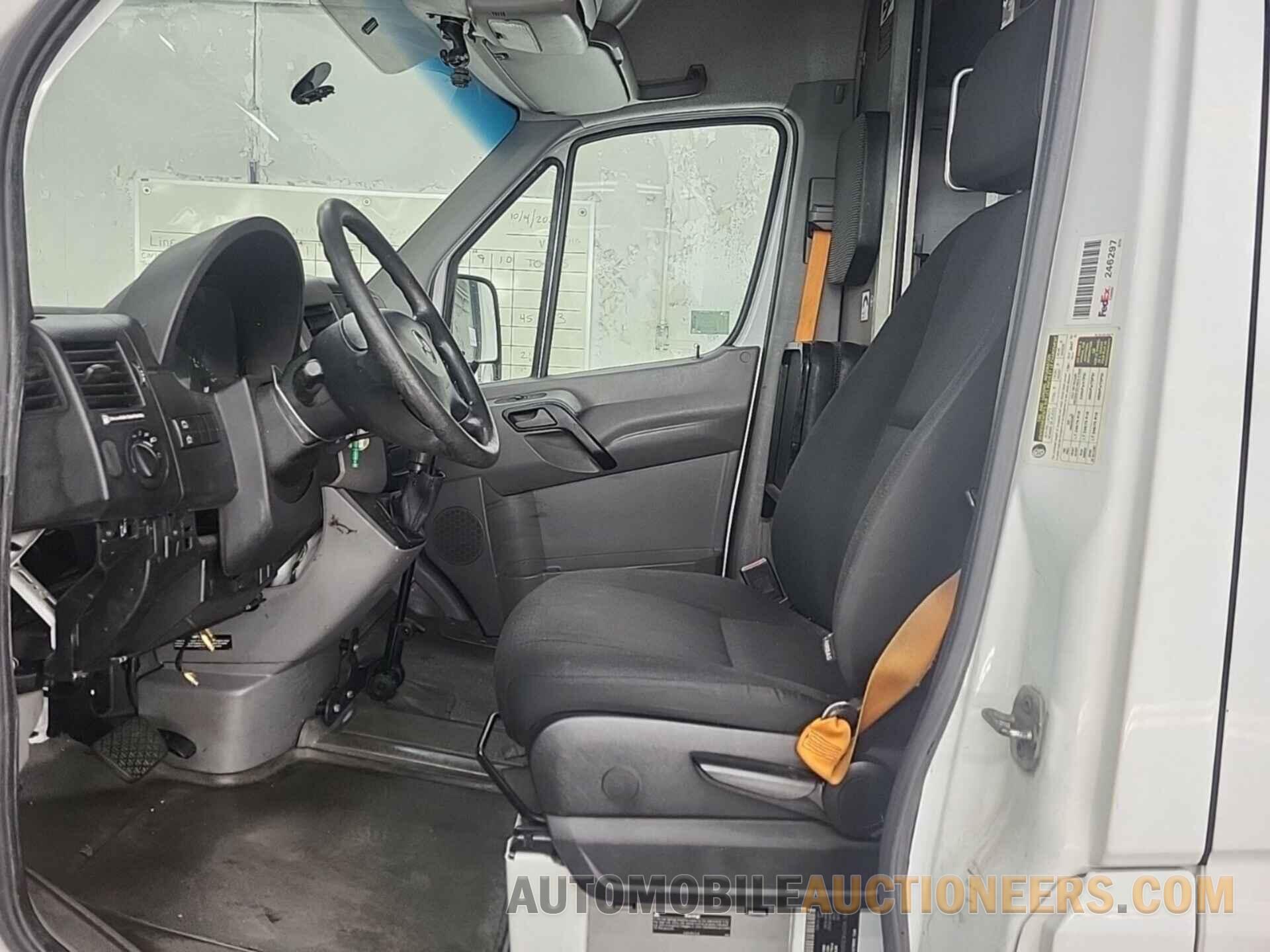 WD3PE8CB3B5606758 MERCEDES-BENZ SPRINTER 2011