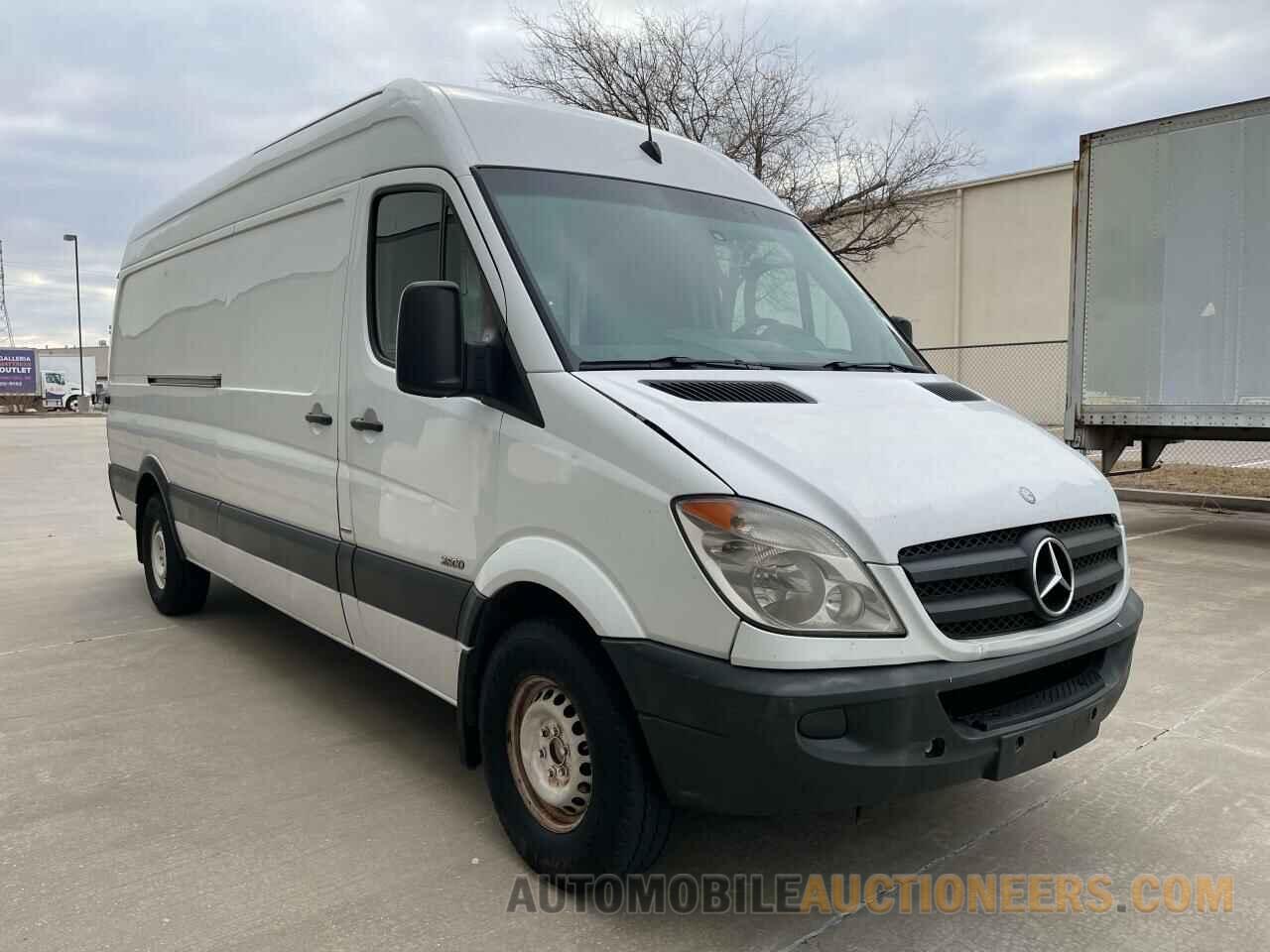 WD3PE8CB5B5604980 MERCEDES-BENZ SPRINTER 2011