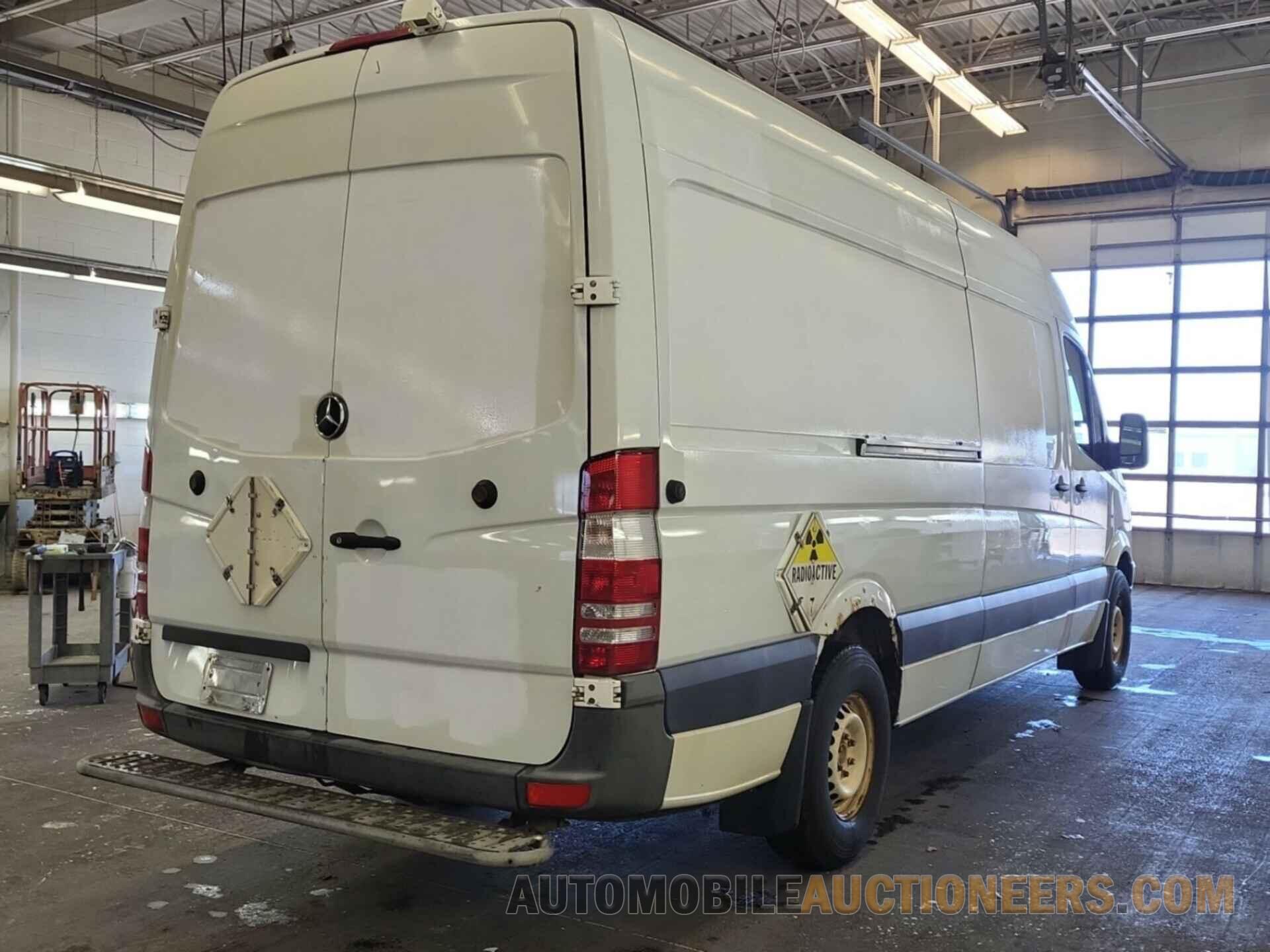 WD3PE8CBXB5605347 MERCEDES-BENZ SPRINTER 2011