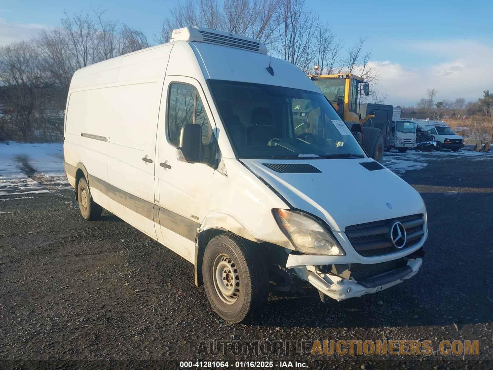 WD3PE8CC1D5727963 MERCEDES-BENZ SPRINTER 2500 2013