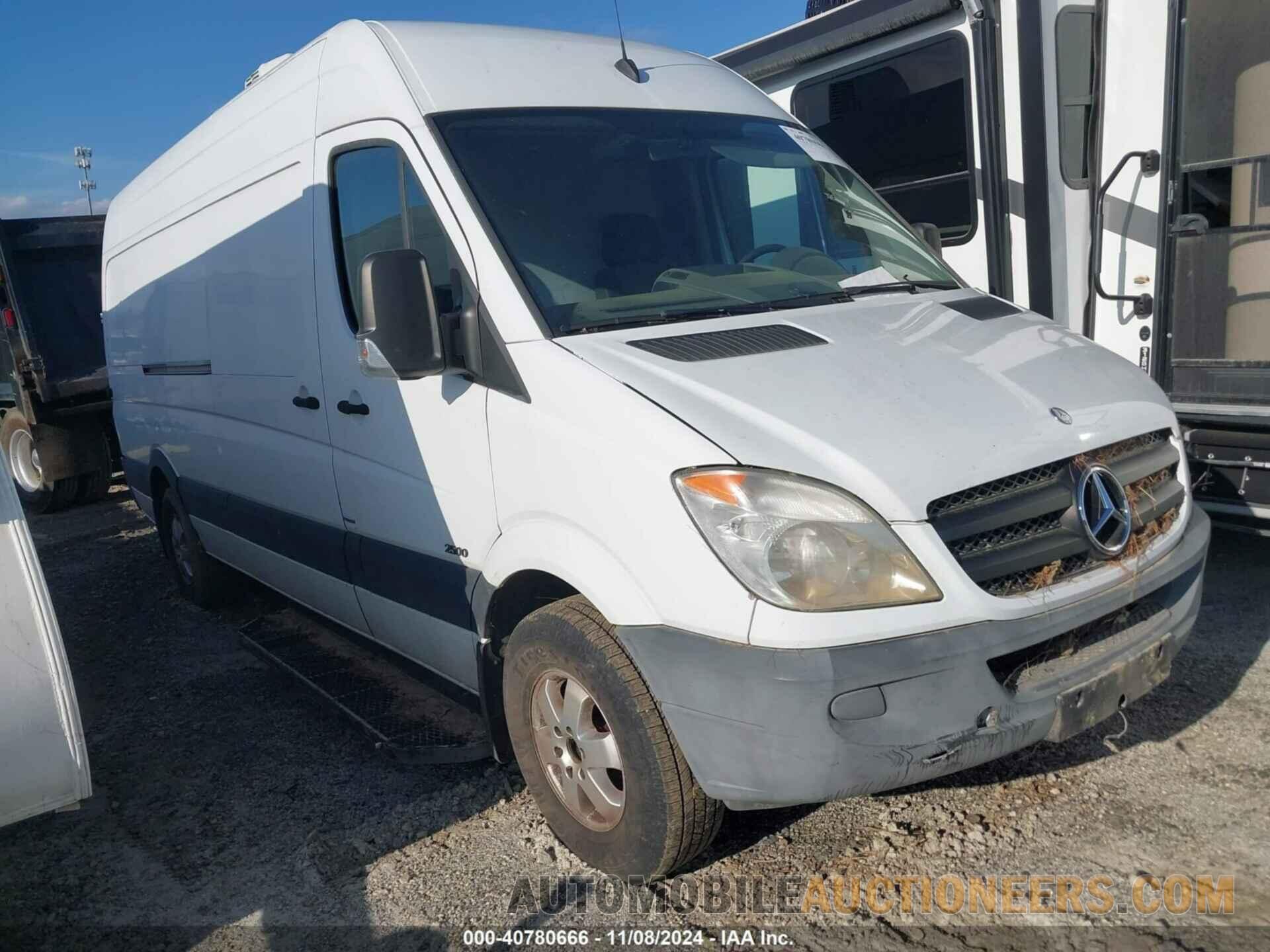 WD3PE8CC7B5557251 MERCEDES-BENZ SPRINTER 2500 2011