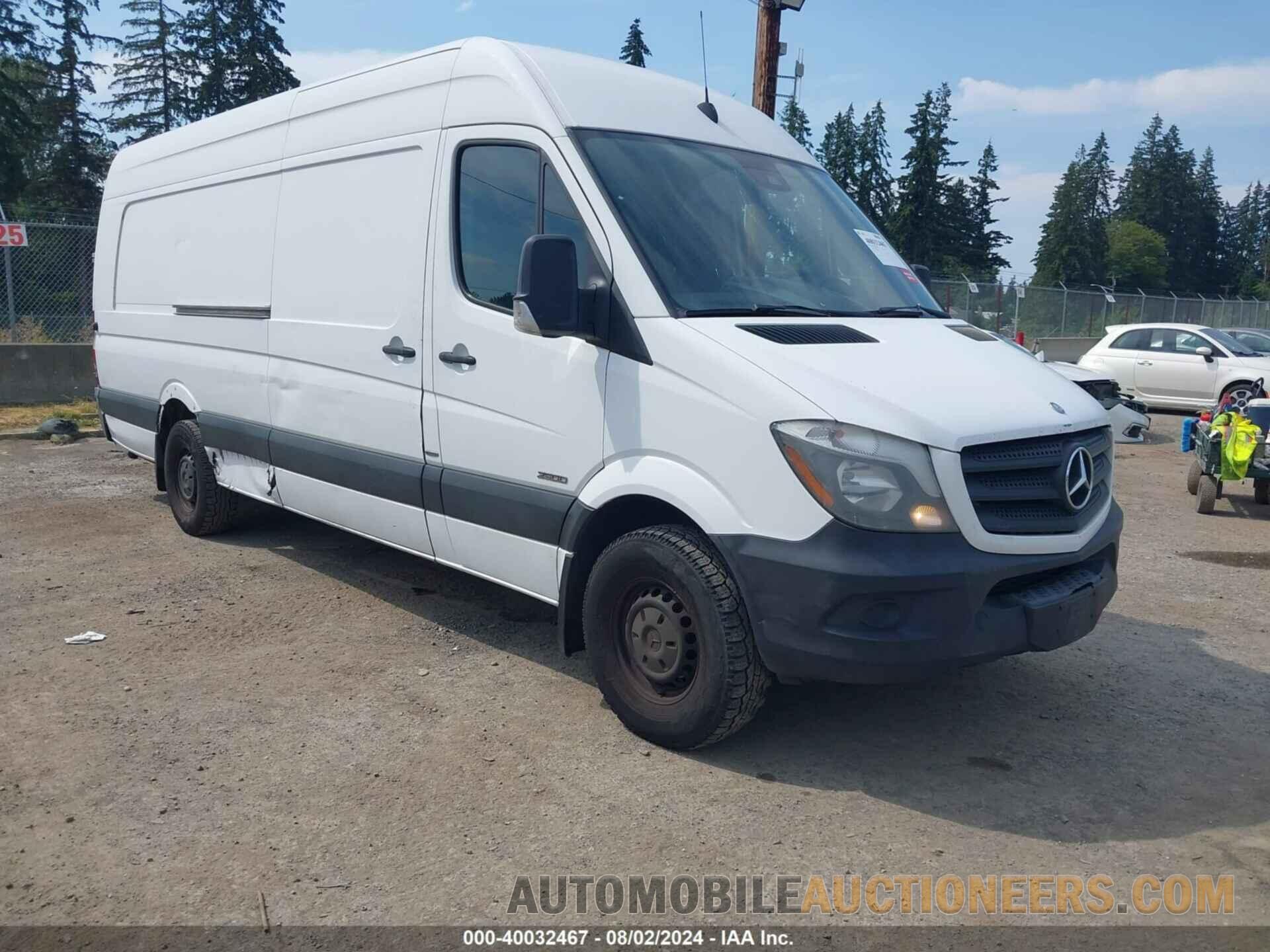 WD3PE8CC9FP134424 MERCEDES-BENZ SPRINTER 2500 2015