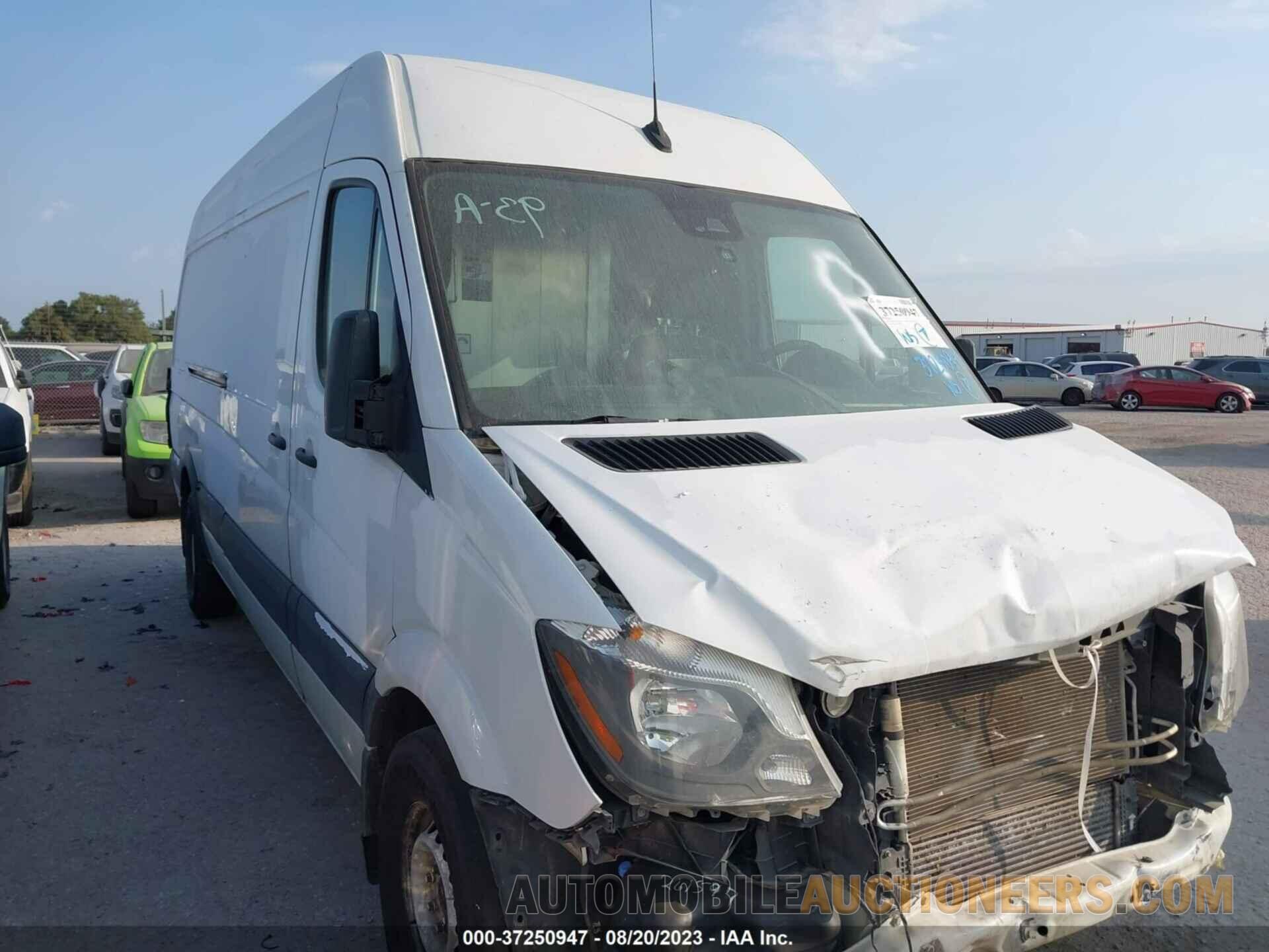 WD3PE8CD9JP598363 MERCEDES-BENZ SPRINTER CARGO VAN 2018