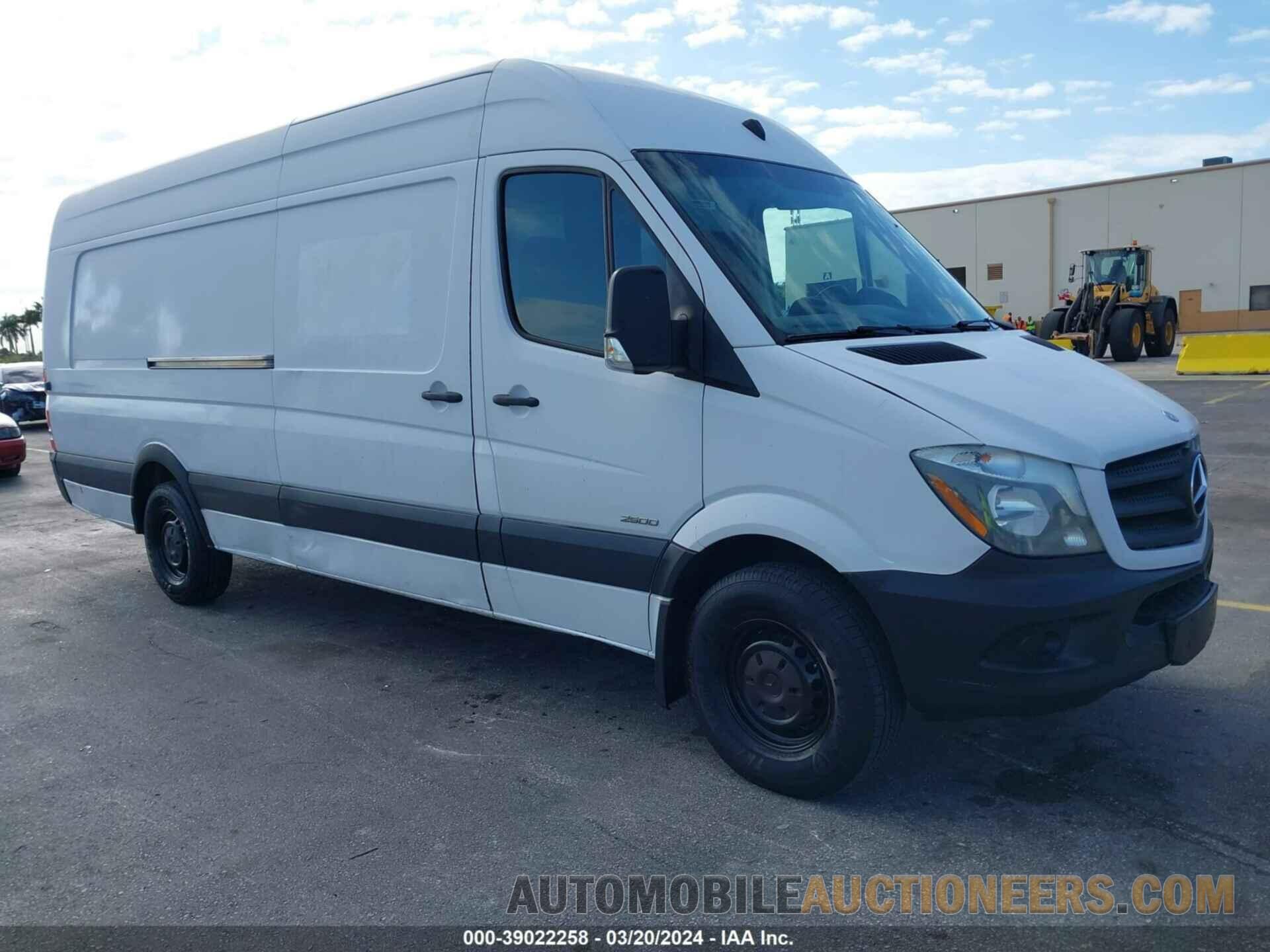 WD3PE8DC4FP114743 MERCEDES-BENZ SPRINTER 2500 2015