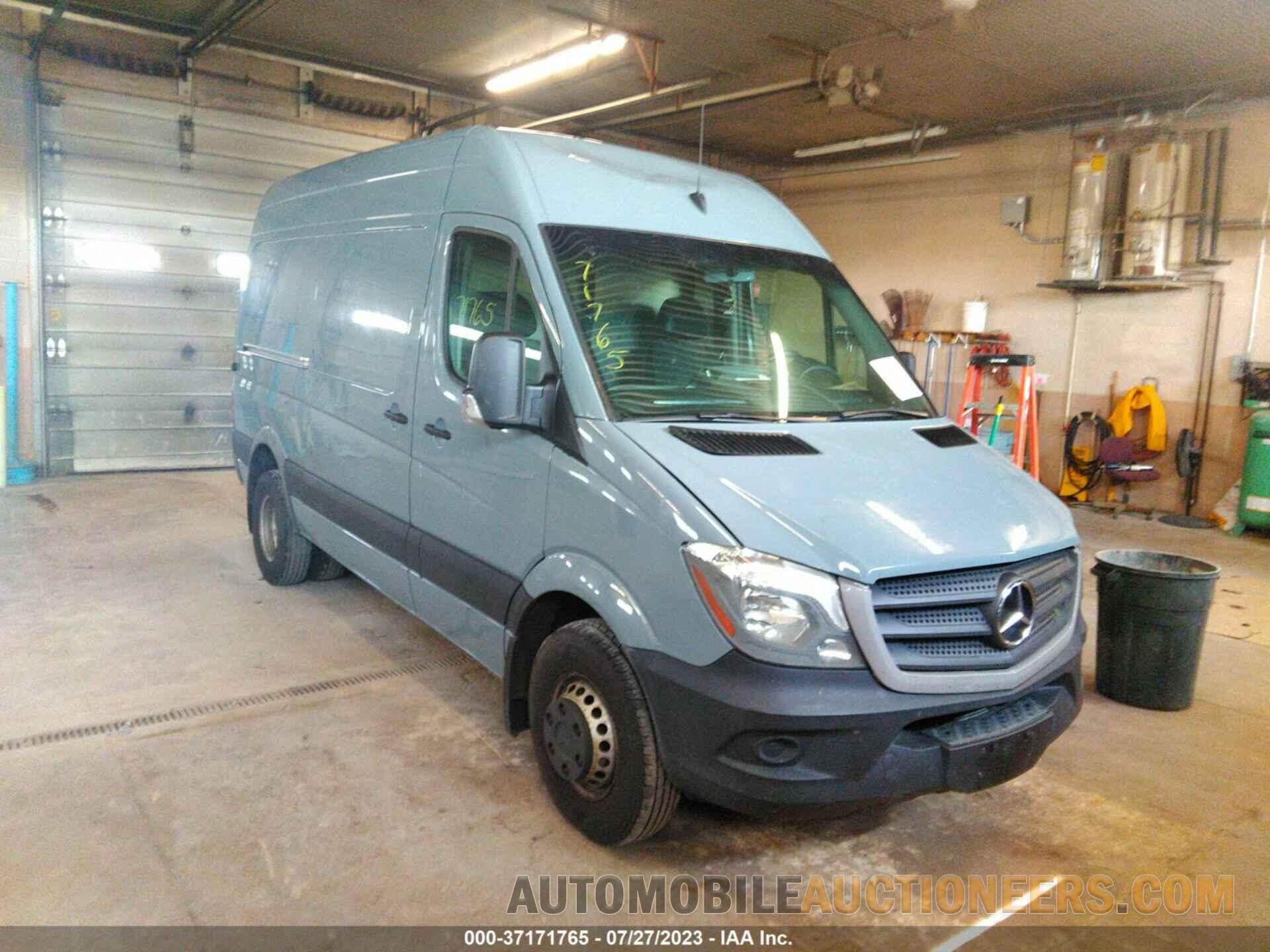 WD3PF3DC8GP208125 MERCEDES-BENZ SPRINTER CARGO VANS 2016