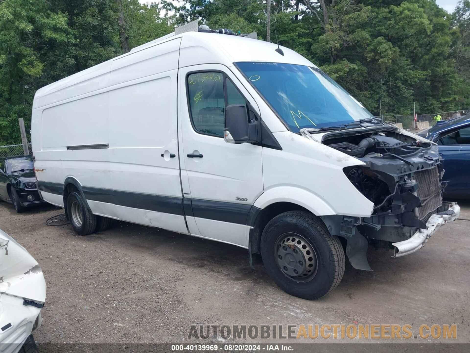 WD3PF4CC0D5752276 MERCEDES-BENZ SPRINTER 3500 2013