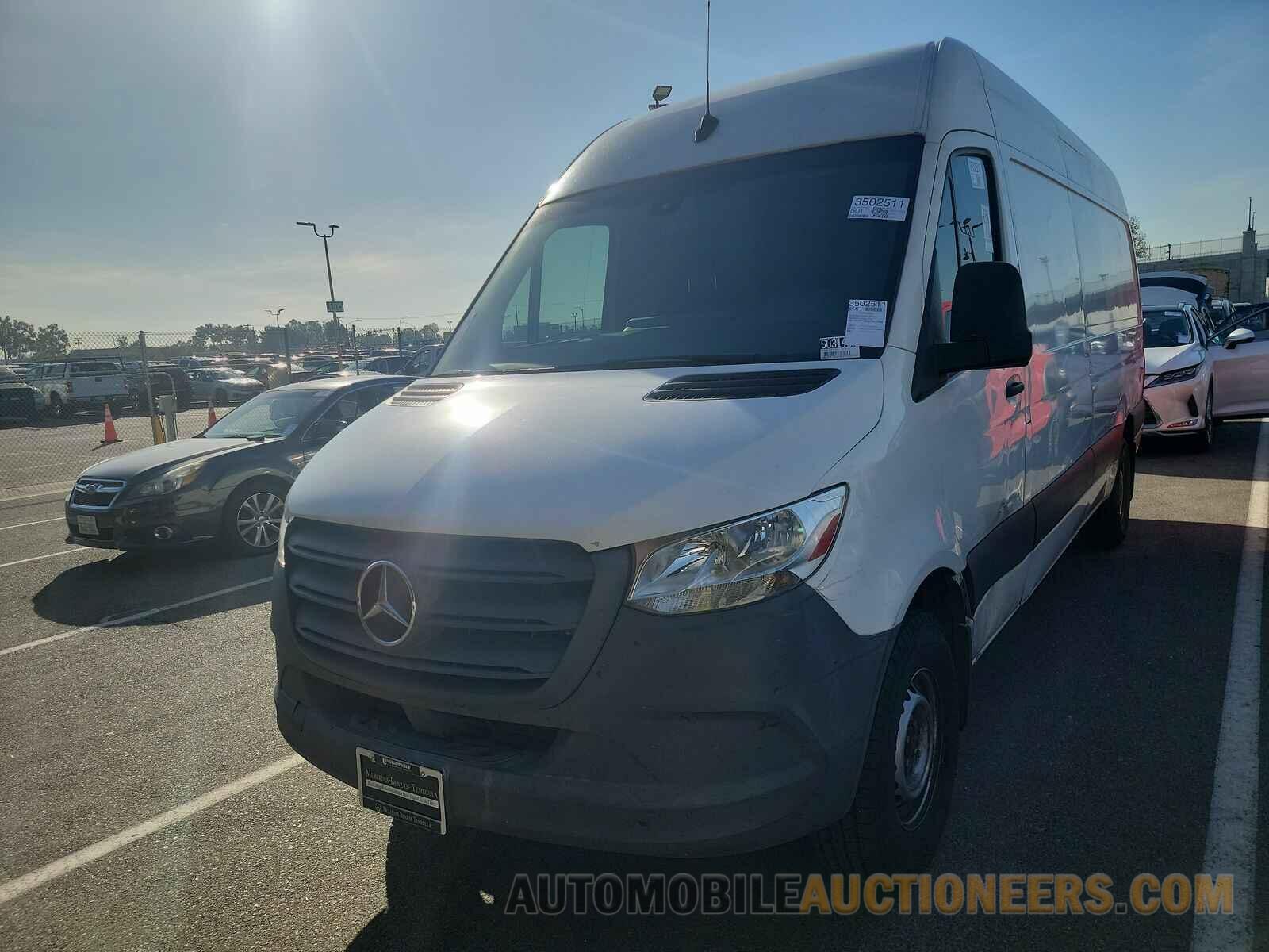 WD4PF1ED5KT013798 Mercedes-Benz Sprinter Cargo Van 2019