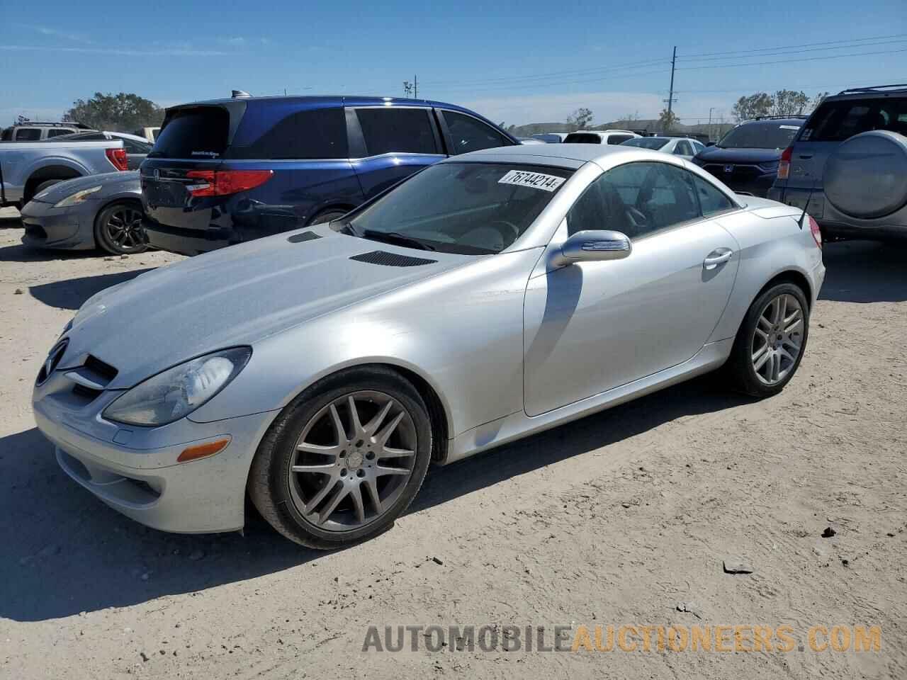 WDBWK54F48F173124 MERCEDES-BENZ SLK-CLASS 2008