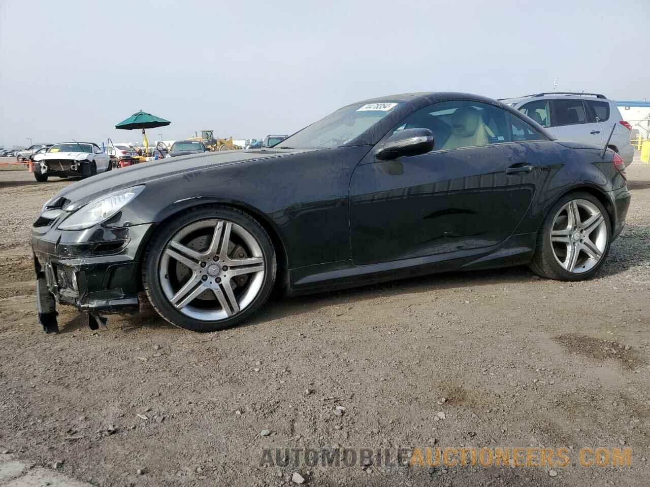 WDBWK5JA2BF235233 MERCEDES-BENZ SLK-CLASS 2011