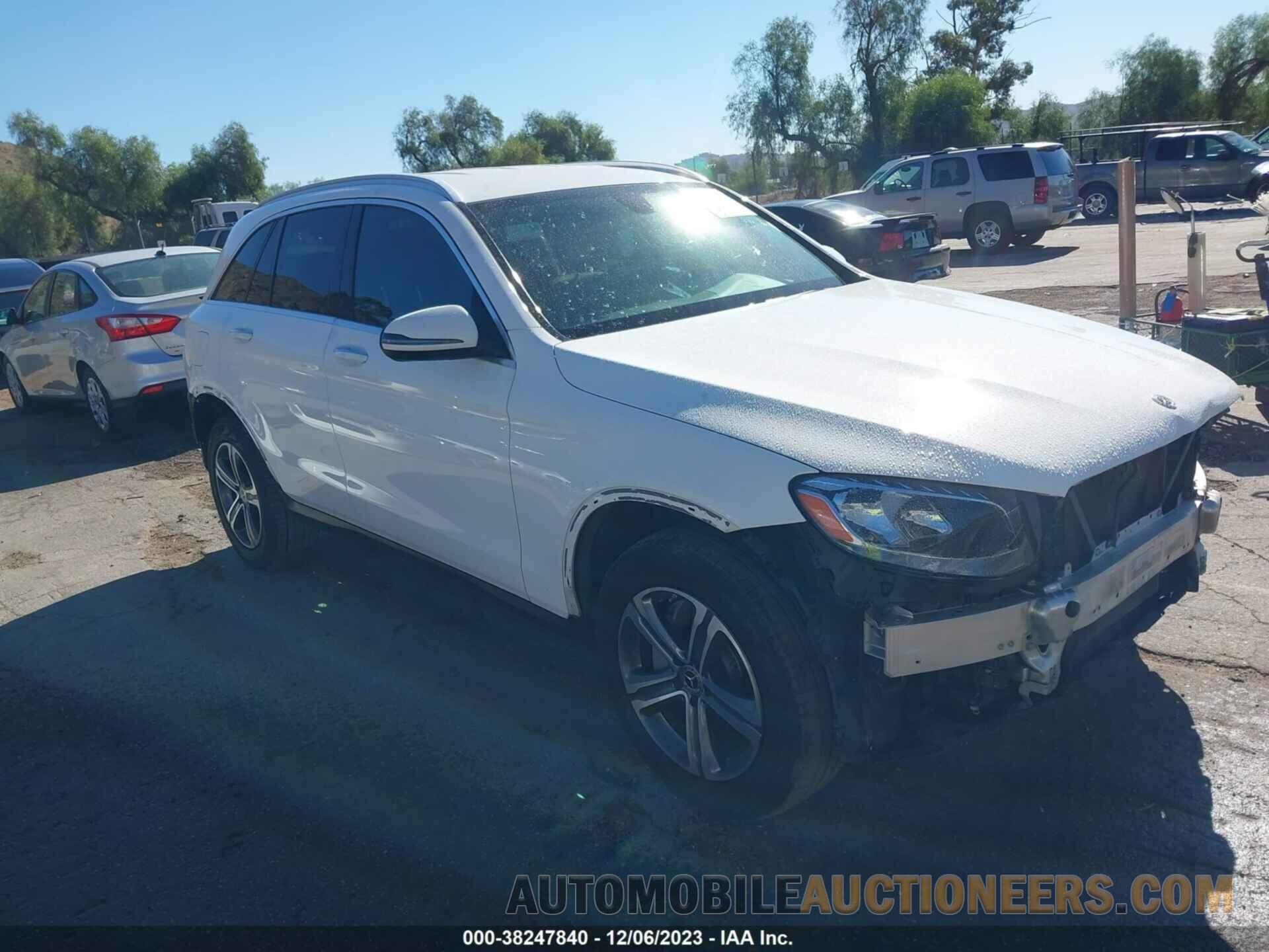 WDC0G4JB0KV165436 MERCEDES-BENZ GLC 300 2019