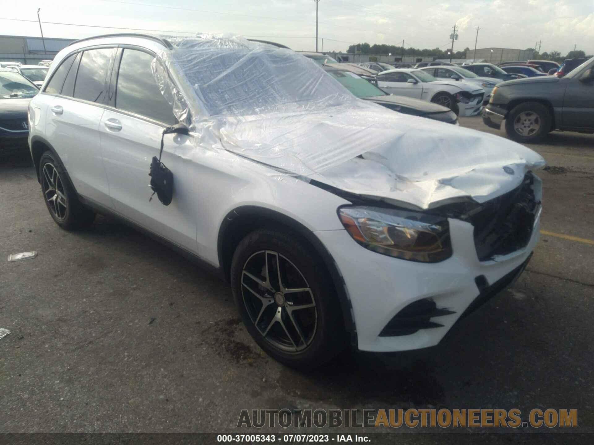 WDC0G4JB1GF029379 MERCEDES-BENZ GLC 2016