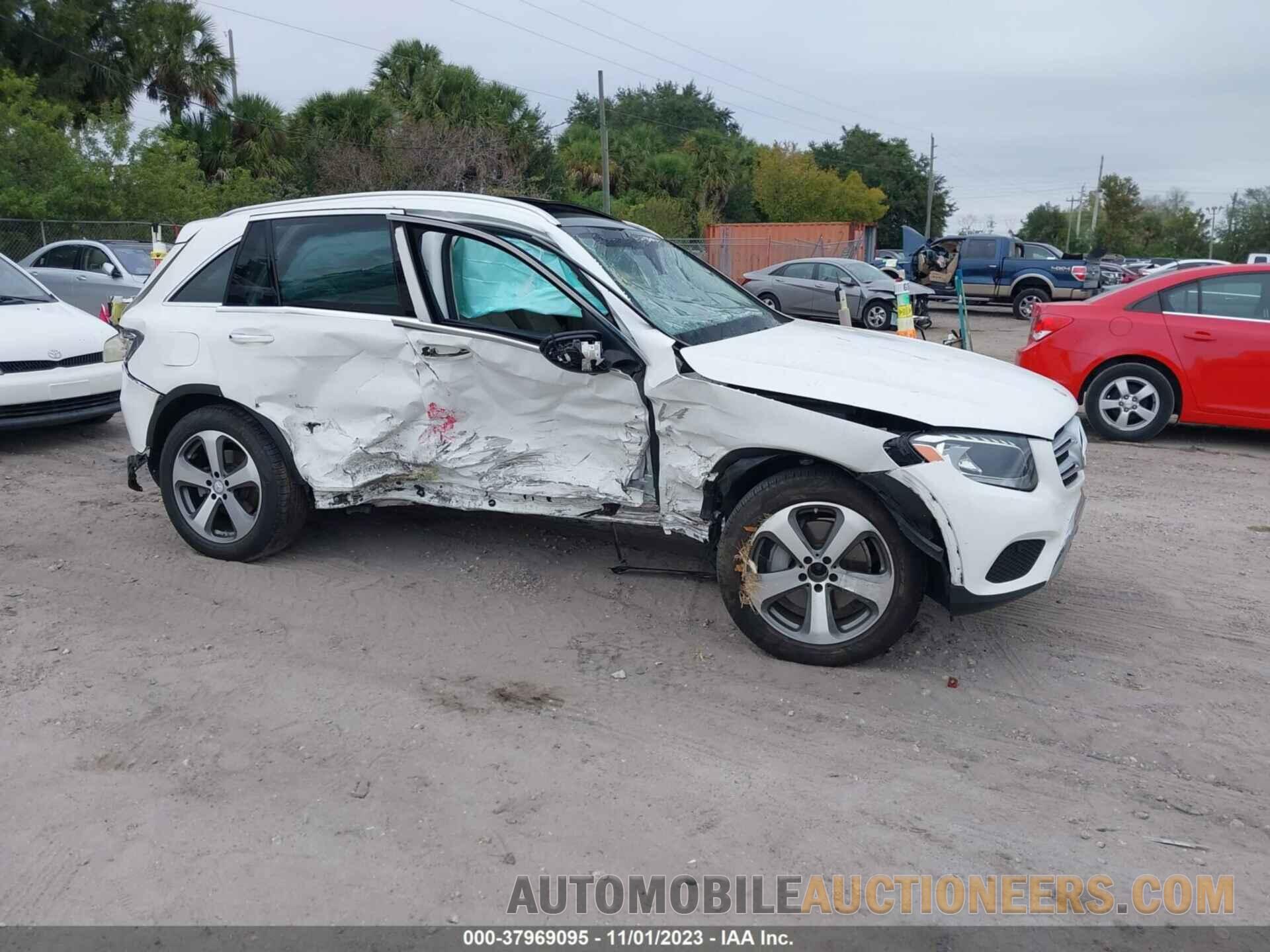 WDC0G4JB2HF135549 MERCEDES-BENZ GLC 300 2017