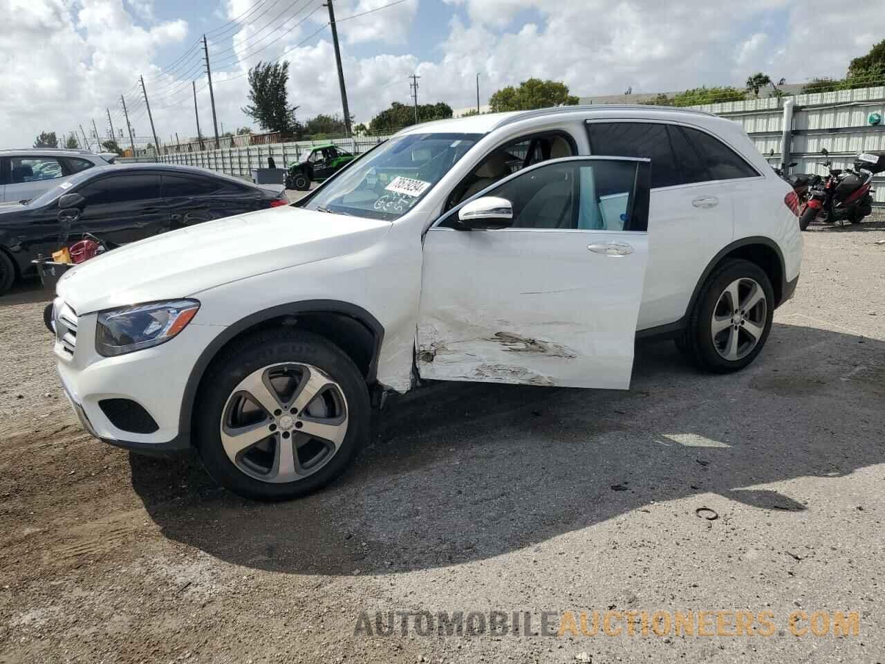 WDC0G4JB2HF155977 MERCEDES-BENZ GLC-CLASS 2017