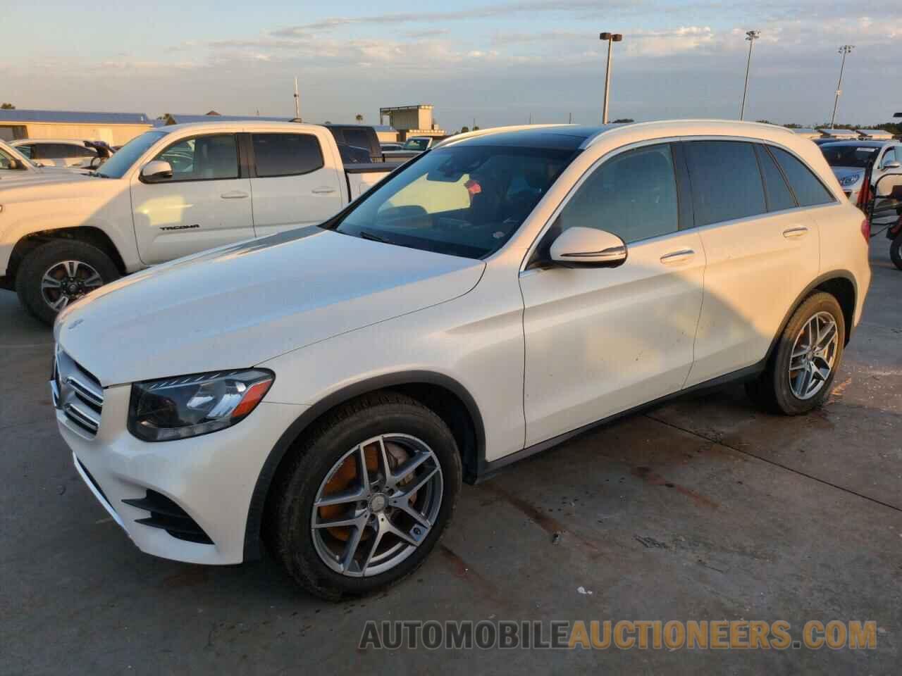 WDC0G4JB3GF062917 MERCEDES-BENZ GLC-CLASS 2016