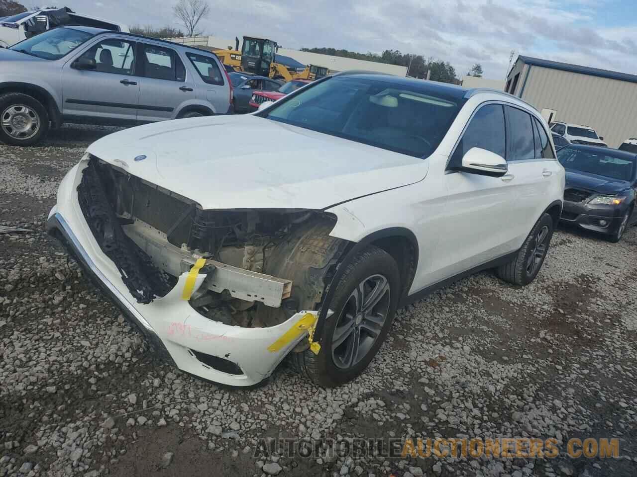 WDC0G4JB5HF135643 MERCEDES-BENZ GLC-CLASS 2017