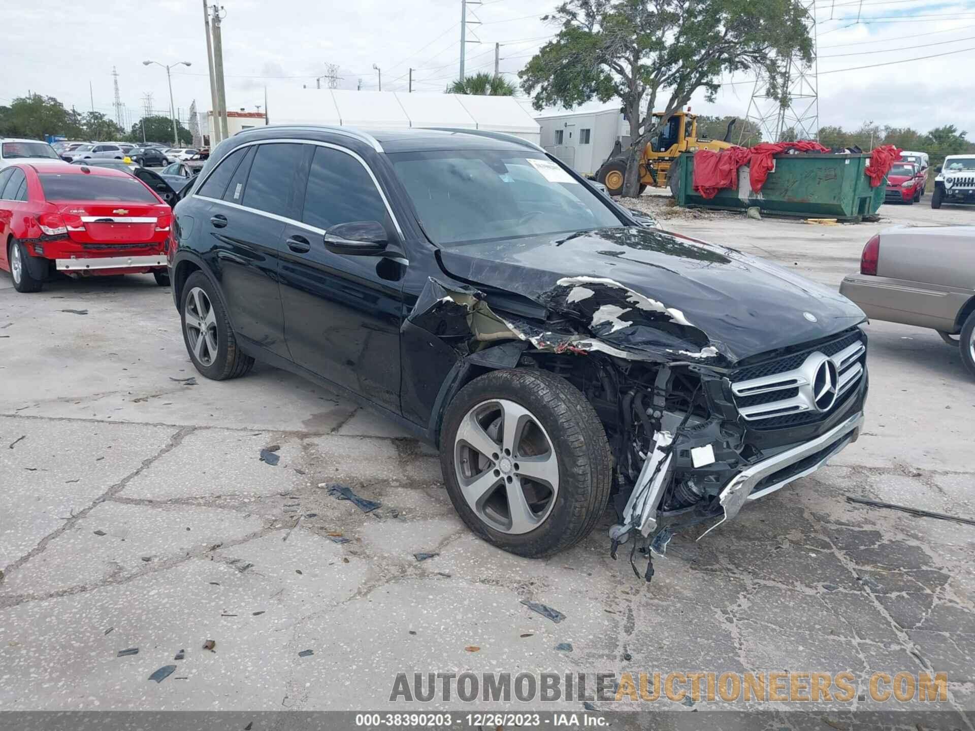 WDC0G4JB5HF145735 MERCEDES-BENZ GLC 300 2017