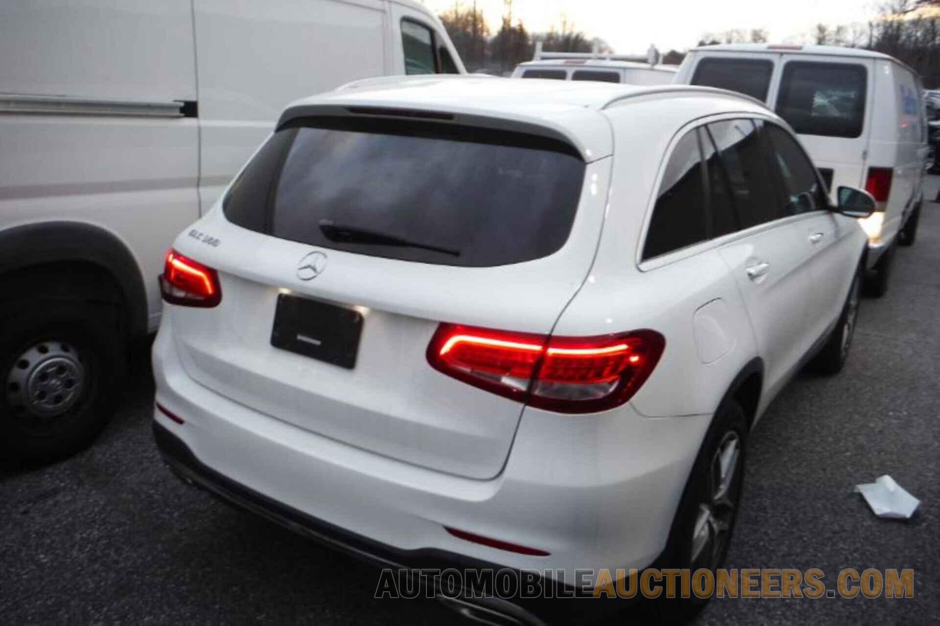 WDC0G4JB5KV176271 MERCEDES-BENZ GLC 300 2019