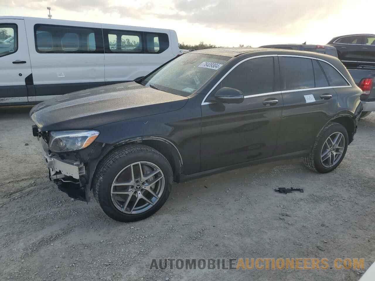 WDC0G4JB6HV006199 MERCEDES-BENZ GLC-CLASS 2017