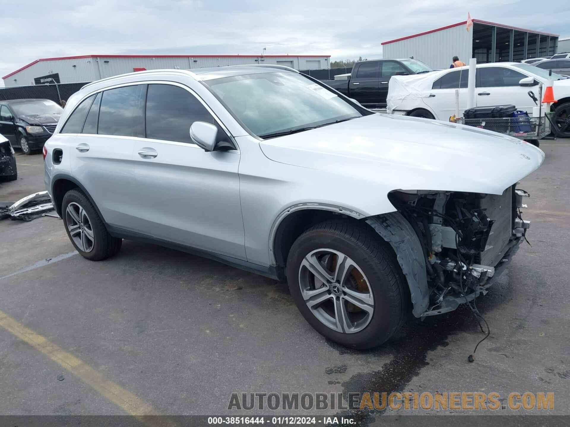 WDC0G4JBXKF546639 MERCEDES-BENZ GLC 300 2019