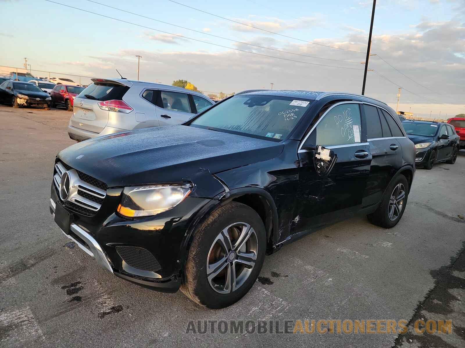 WDC0G4KB0GF062338 Mercedes-Benz GLC 2016