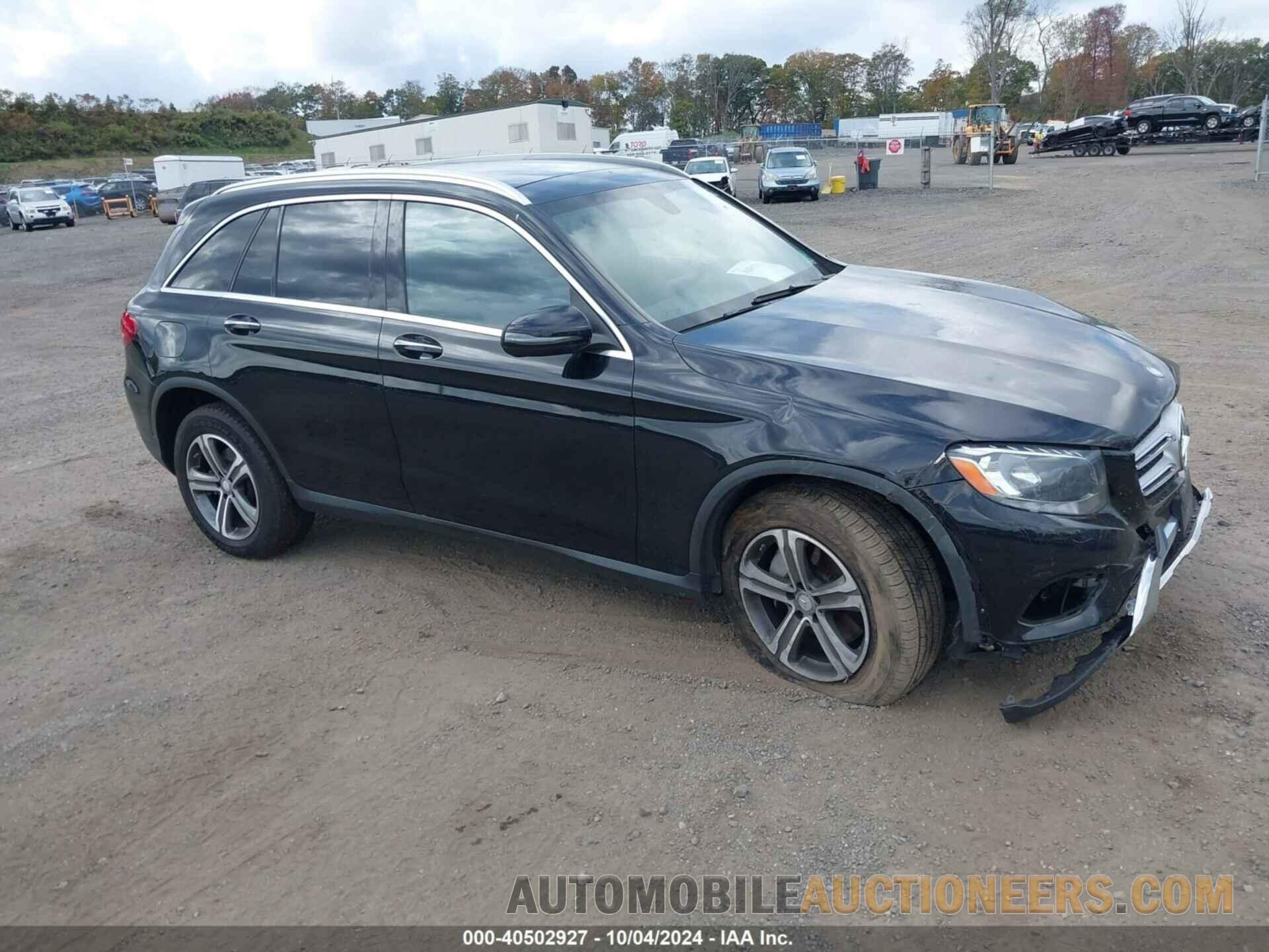 WDC0G4KB2HF143925 MERCEDES-BENZ GLC 300 2017