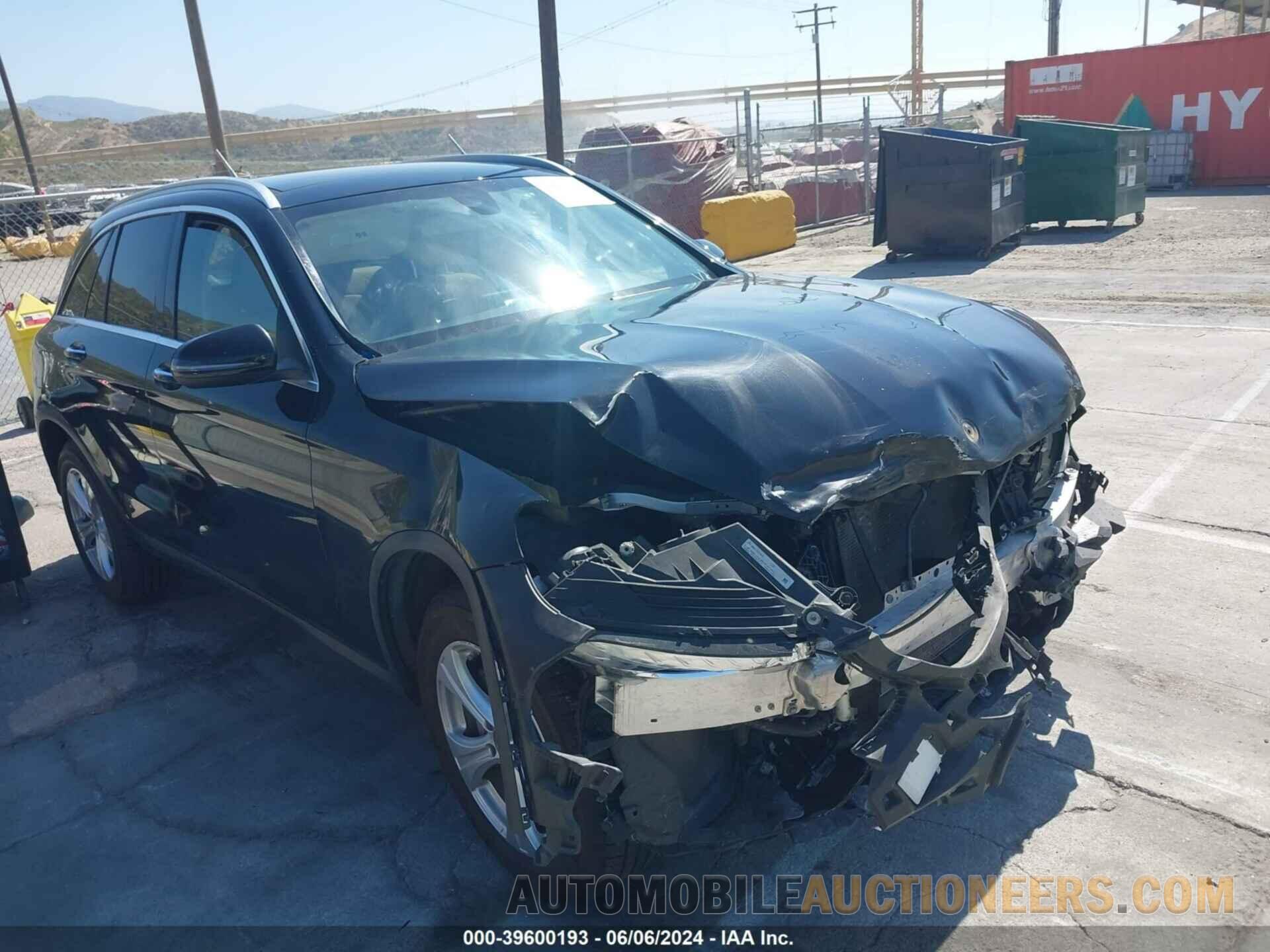 WDC0G4KB3JV027984 MERCEDES-BENZ GLC 300 2018