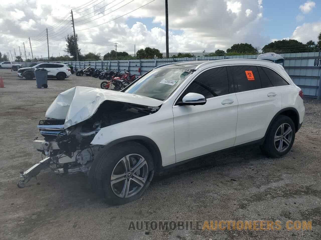 WDC0G4KB5HV010517 MERCEDES-BENZ GLC-CLASS 2017