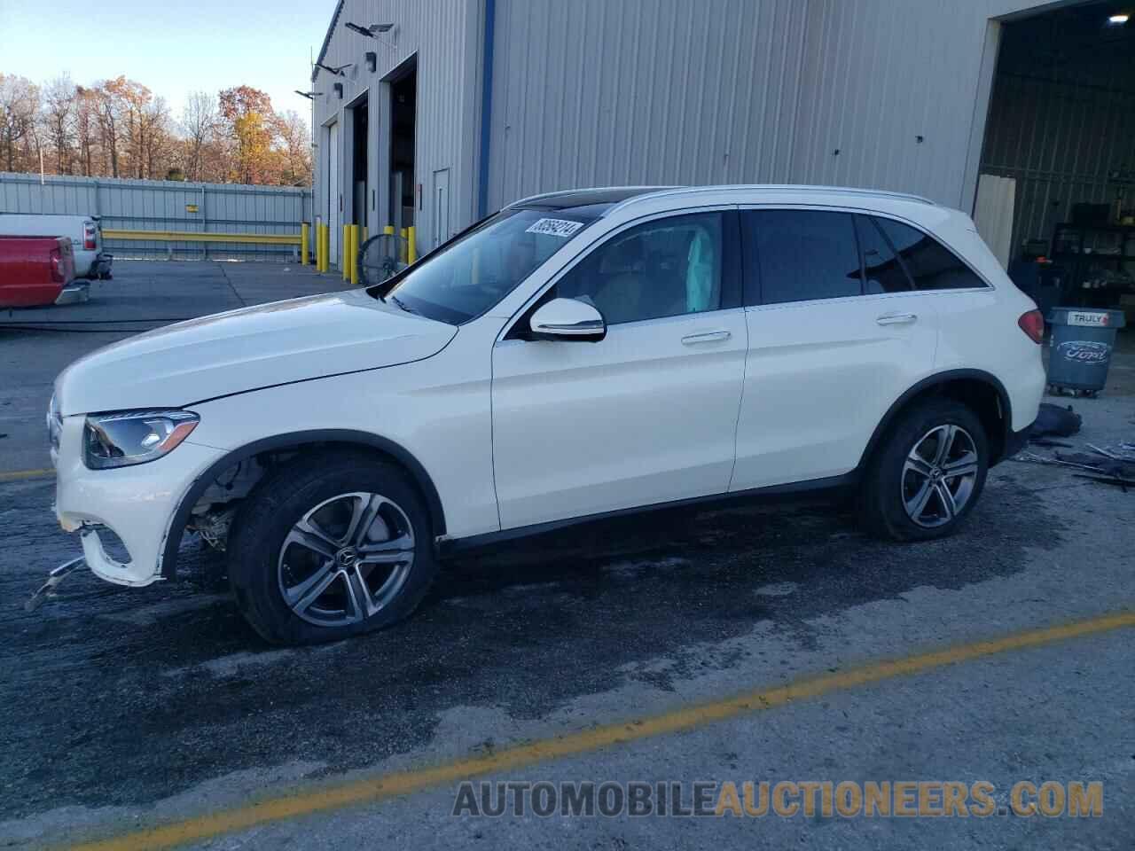 WDC0G4KB7HV010986 MERCEDES-BENZ GLC-CLASS 2017