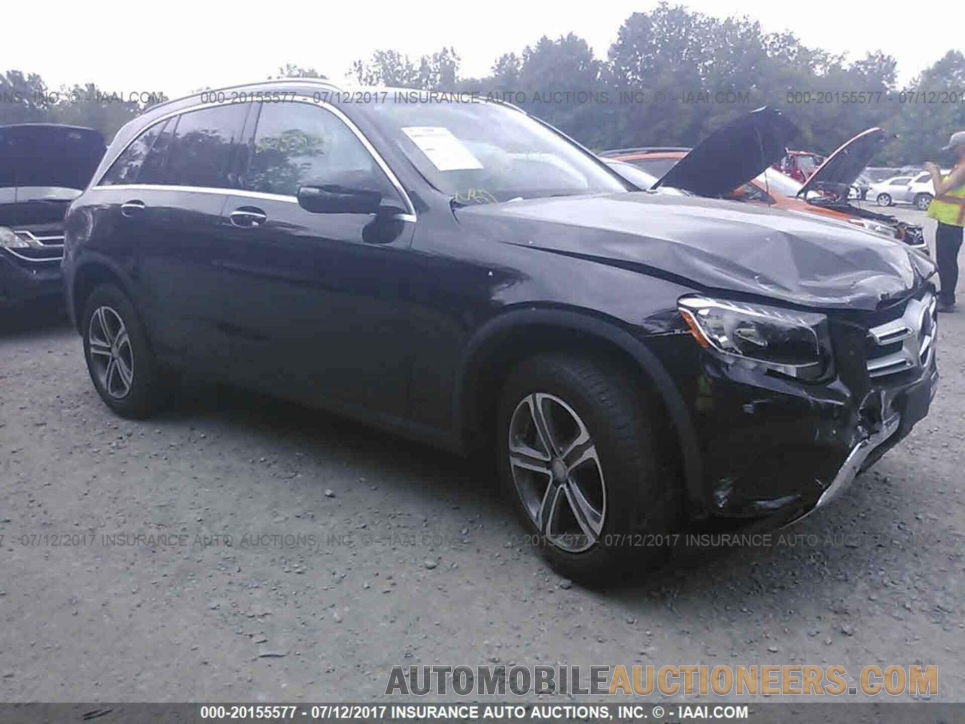 WDC0G4KB8GF076570 Mercedes-benz Glc 2016