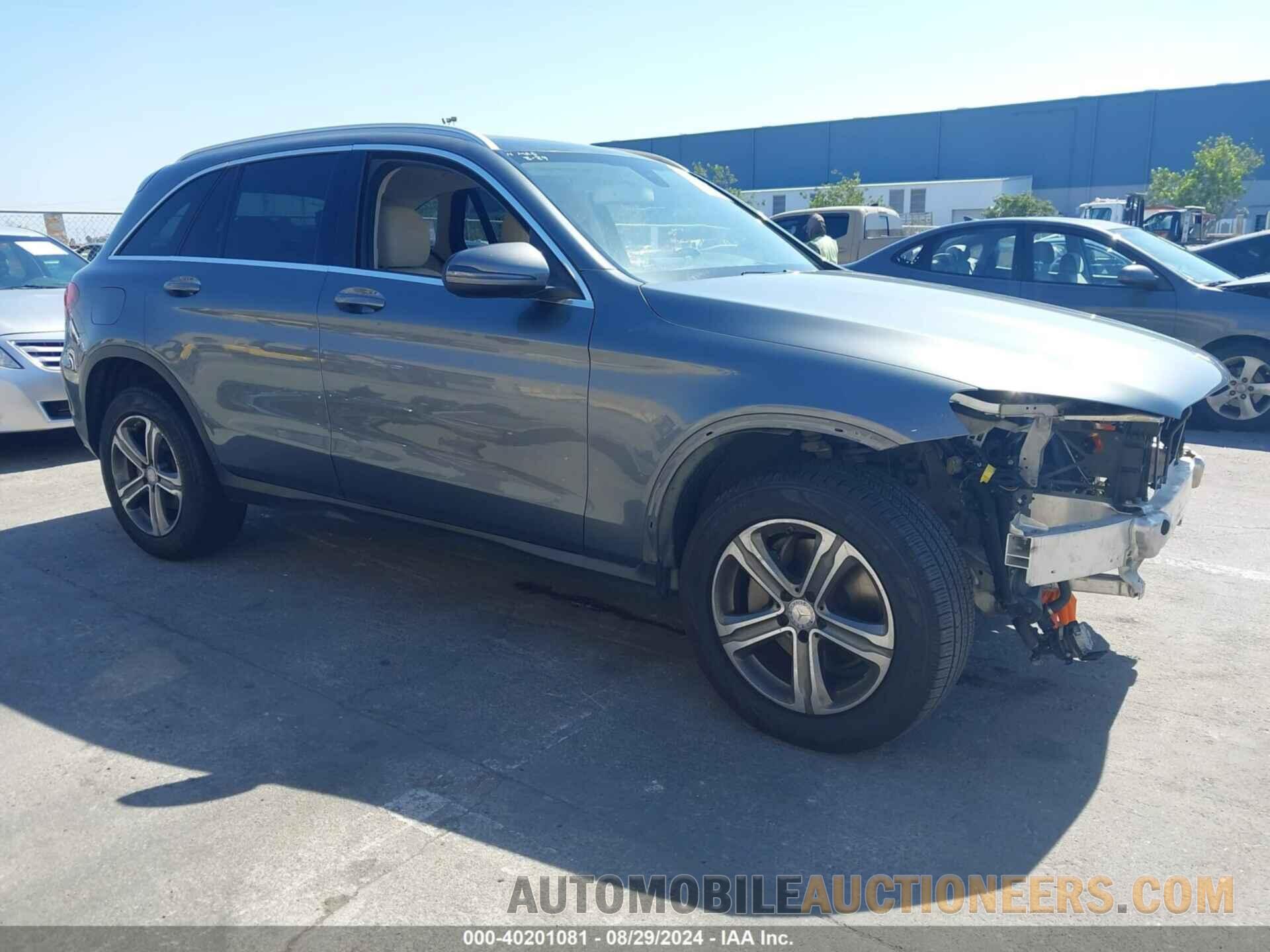 WDC0G4KB8HF182535 MERCEDES-BENZ GLC 300 2017