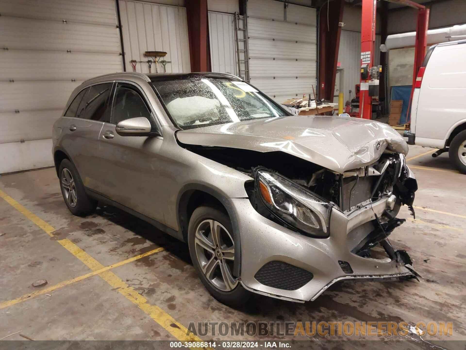 WDC0G4KB9KF671565 MERCEDES-BENZ GLC 300 2019