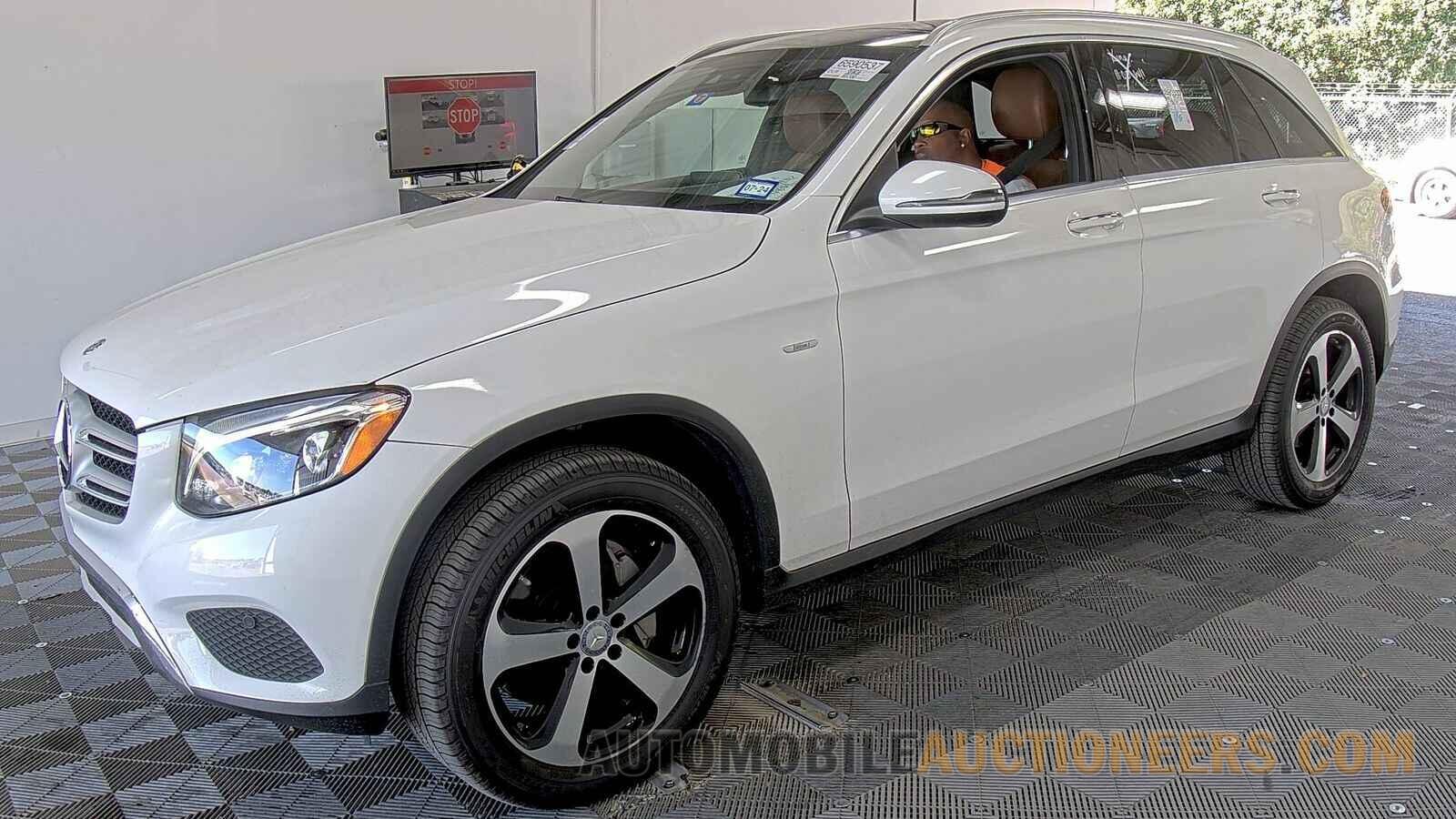 WDC0G4KBXGF054294 Mercedes-Benz GLC 2016