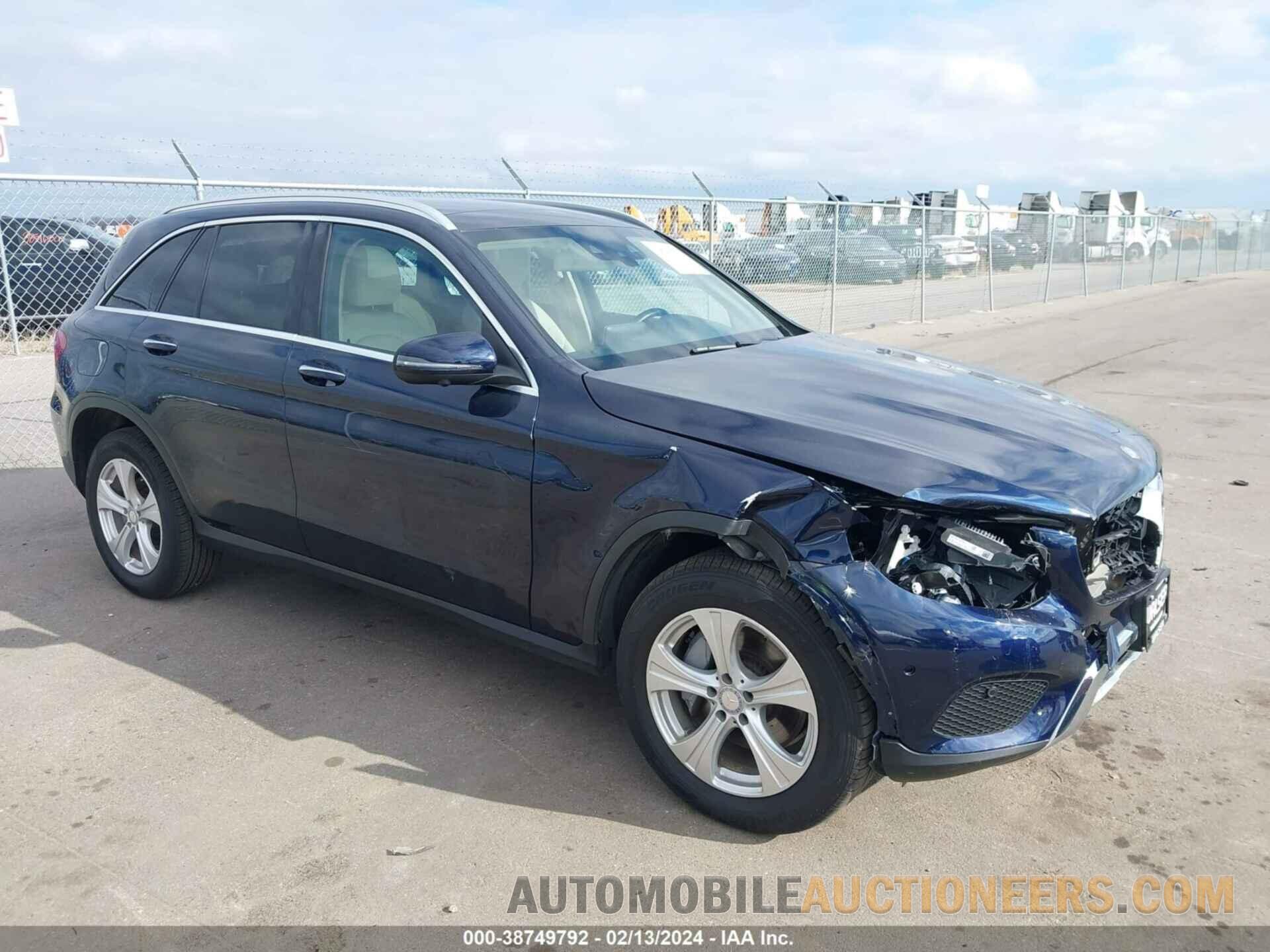 WDC0G4KBXHF155921 MERCEDES-BENZ GLC 300 2017