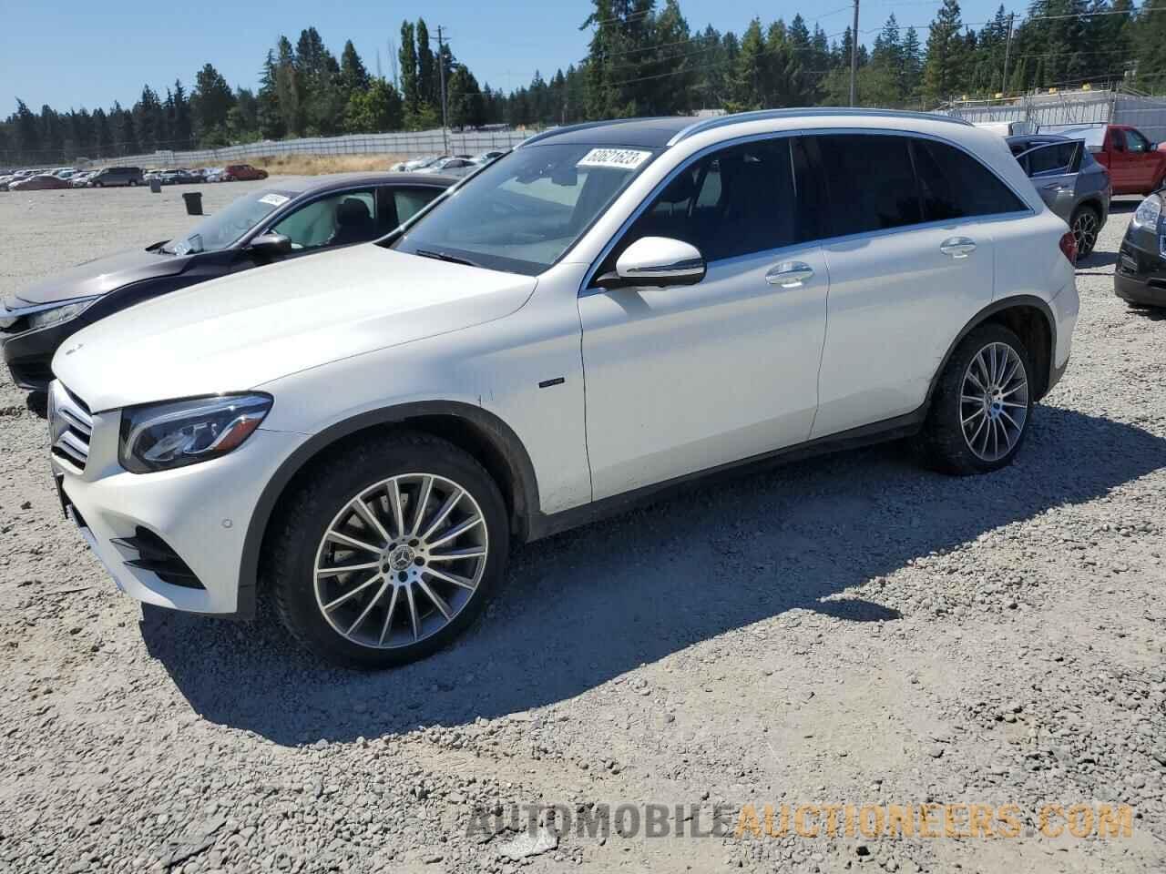 WDC0G5EB5KF496944 MERCEDES-BENZ GLC-CLASS 2019