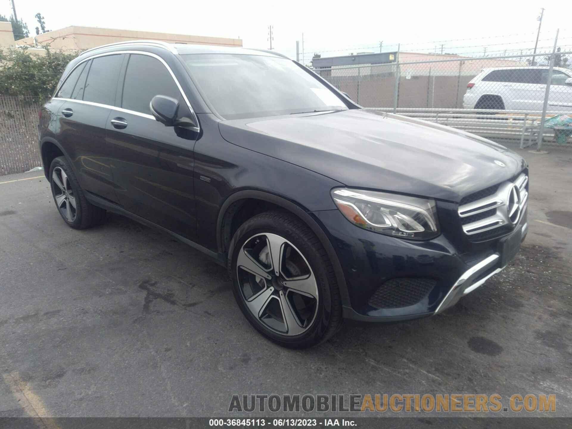 WDC0G5EB5KF575322 MERCEDES-BENZ GLC 2019