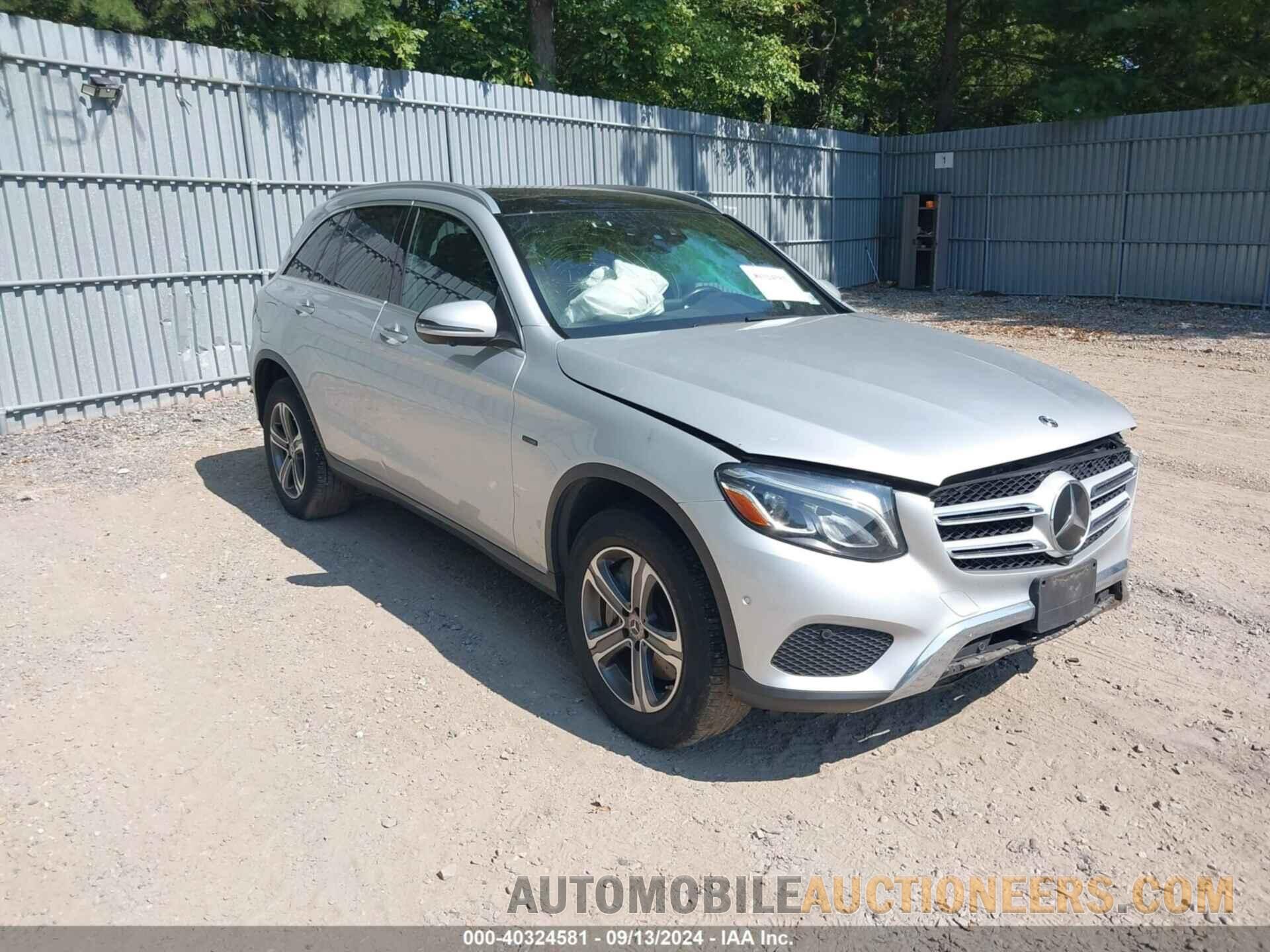 WDC0G5EB6KF566693 MERCEDES-BENZ GLC 350E 2019