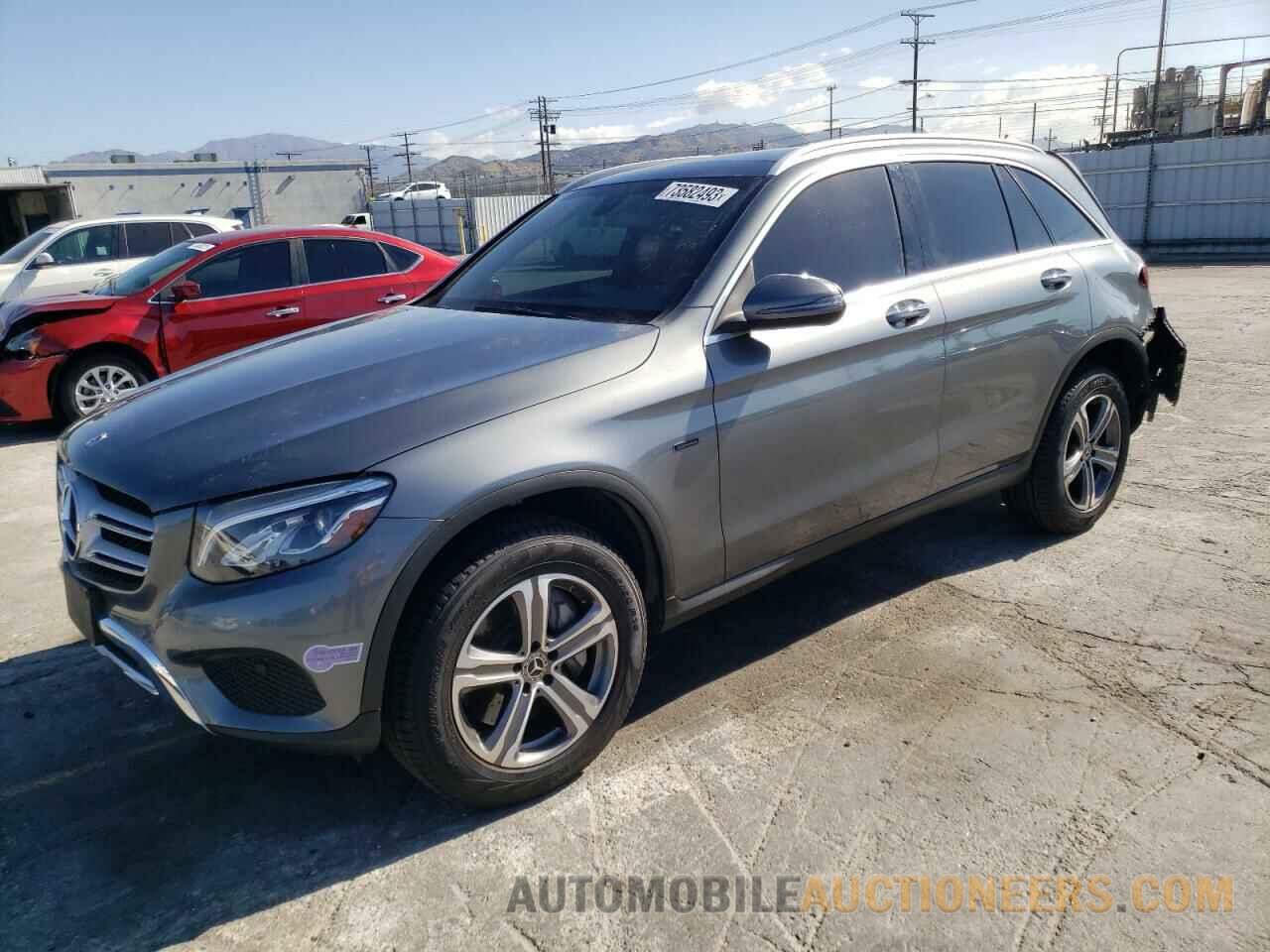 WDC0G5EB6KF590976 MERCEDES-BENZ GLC-CLASS 2019