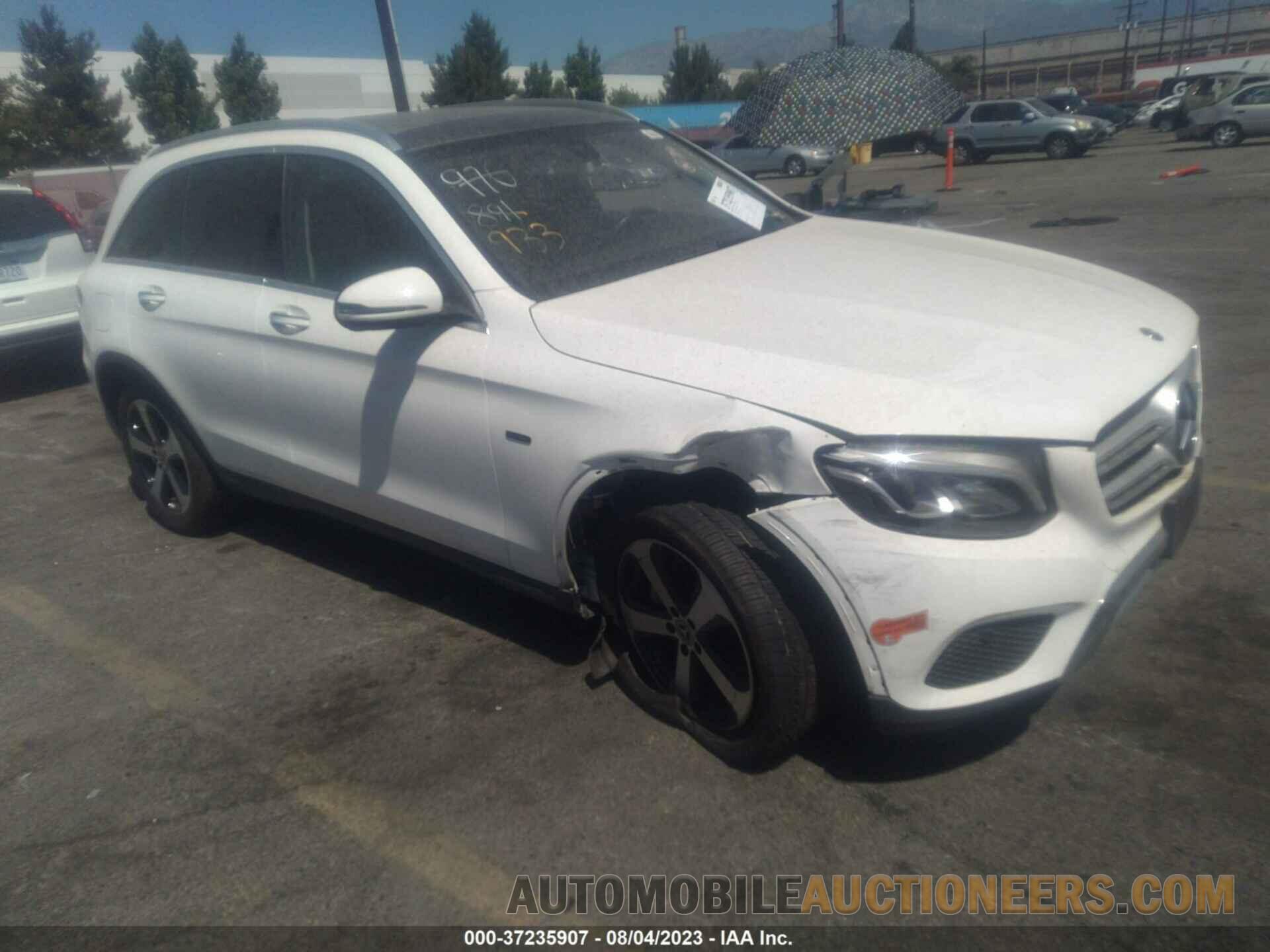 WDC0G5EB6KF611082 MERCEDES-BENZ GLC 2019