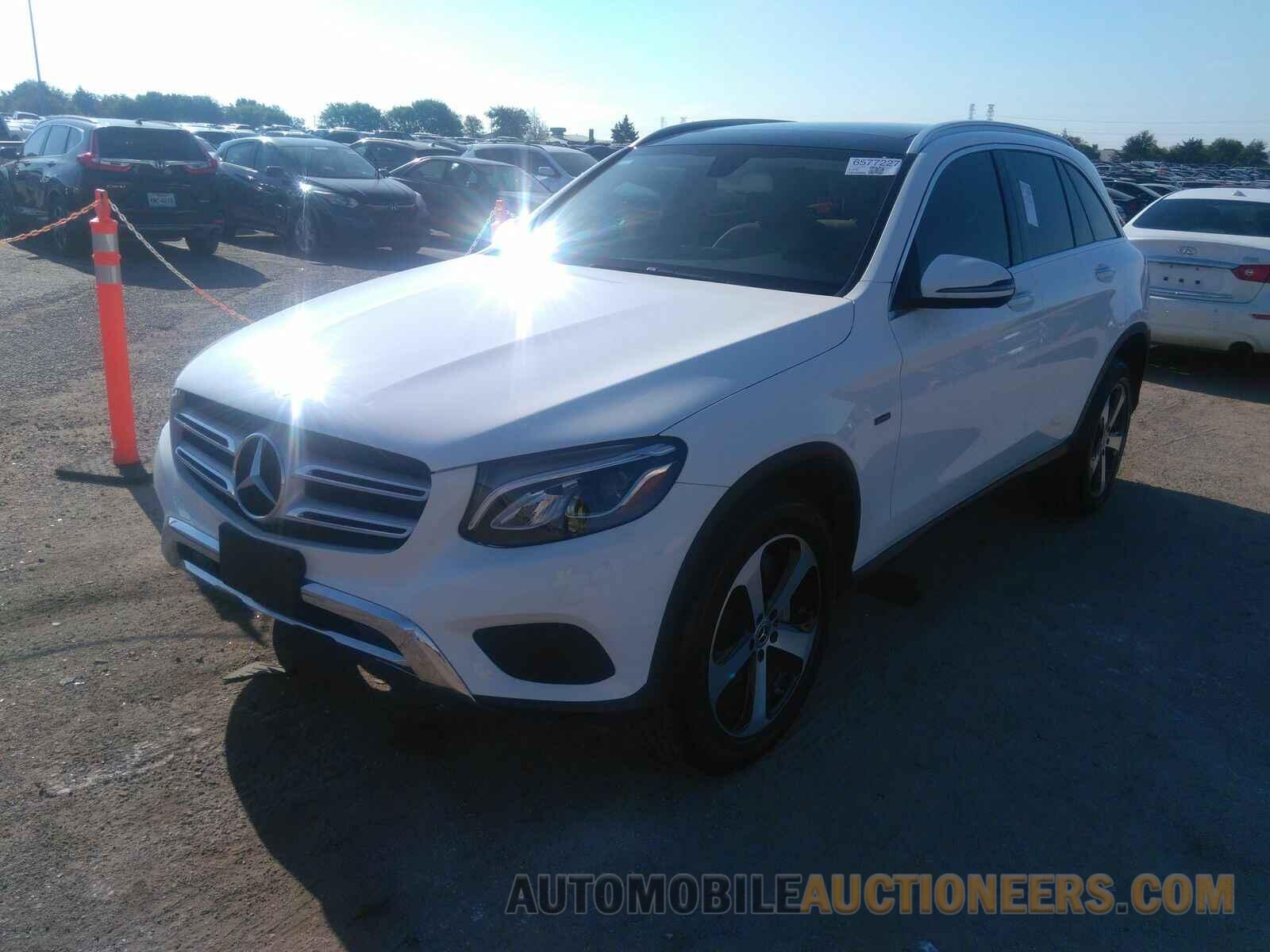 WDC0G5EB8KF596438 Mercedes-Benz GLC 2019