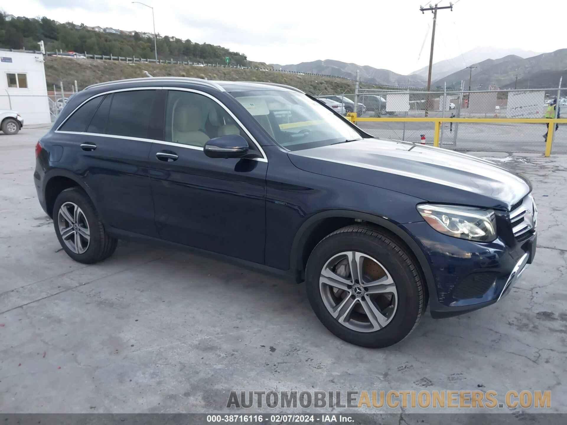 WDC0G5EB8KF619958 MERCEDES-BENZ GLC 350E 2019