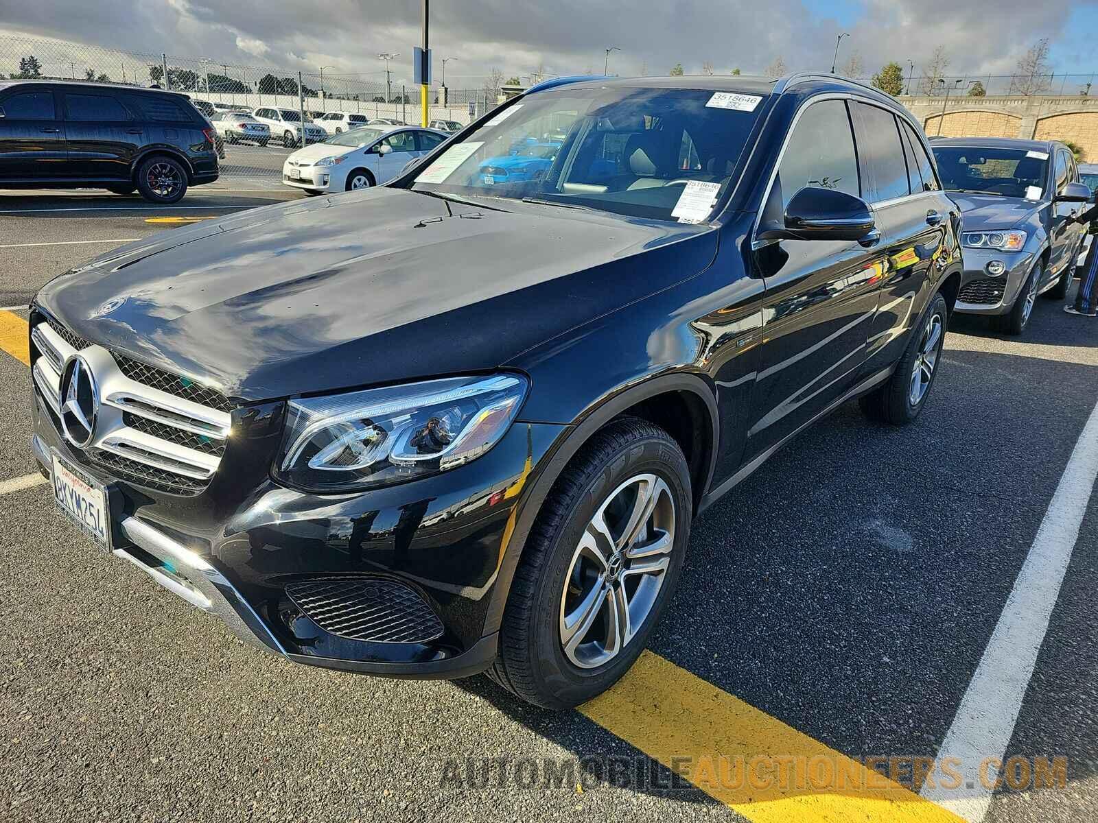 WDC0G5EB9KF613814 Mercedes-Benz GLC 2019