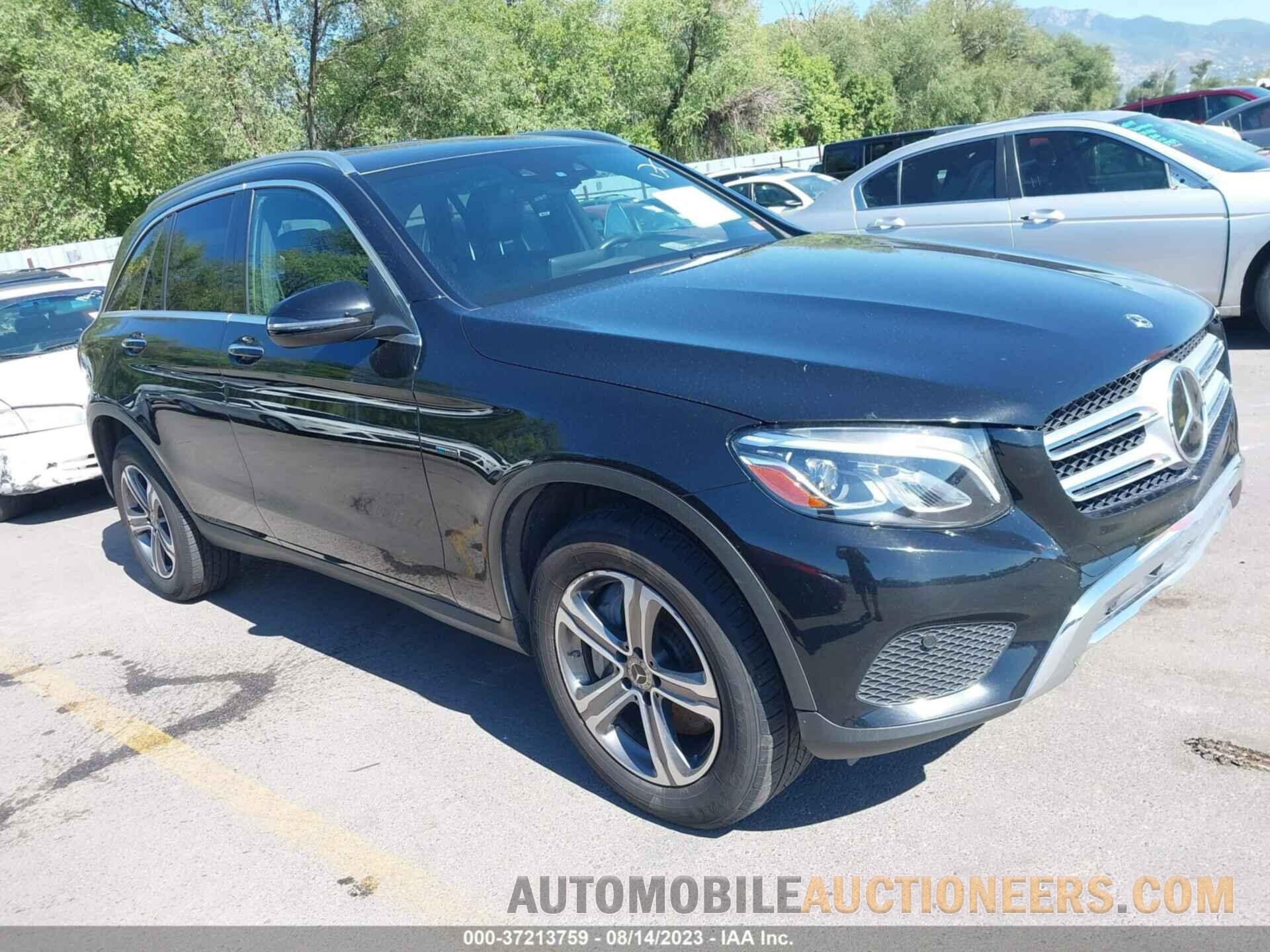 WDC0G5EBXKF626989 MERCEDES-BENZ GLC 2019