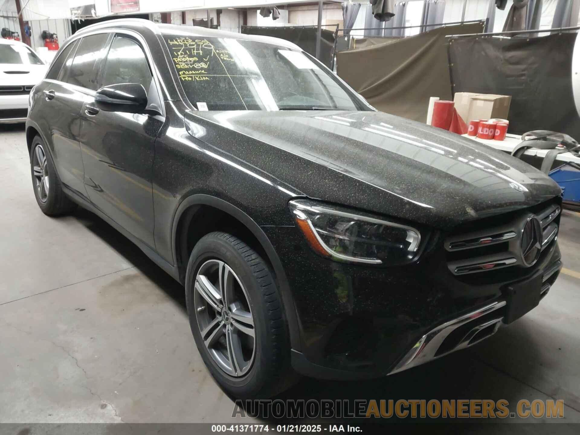 WDC0G8DB2LF735497 MERCEDES-BENZ GLC 300 2020