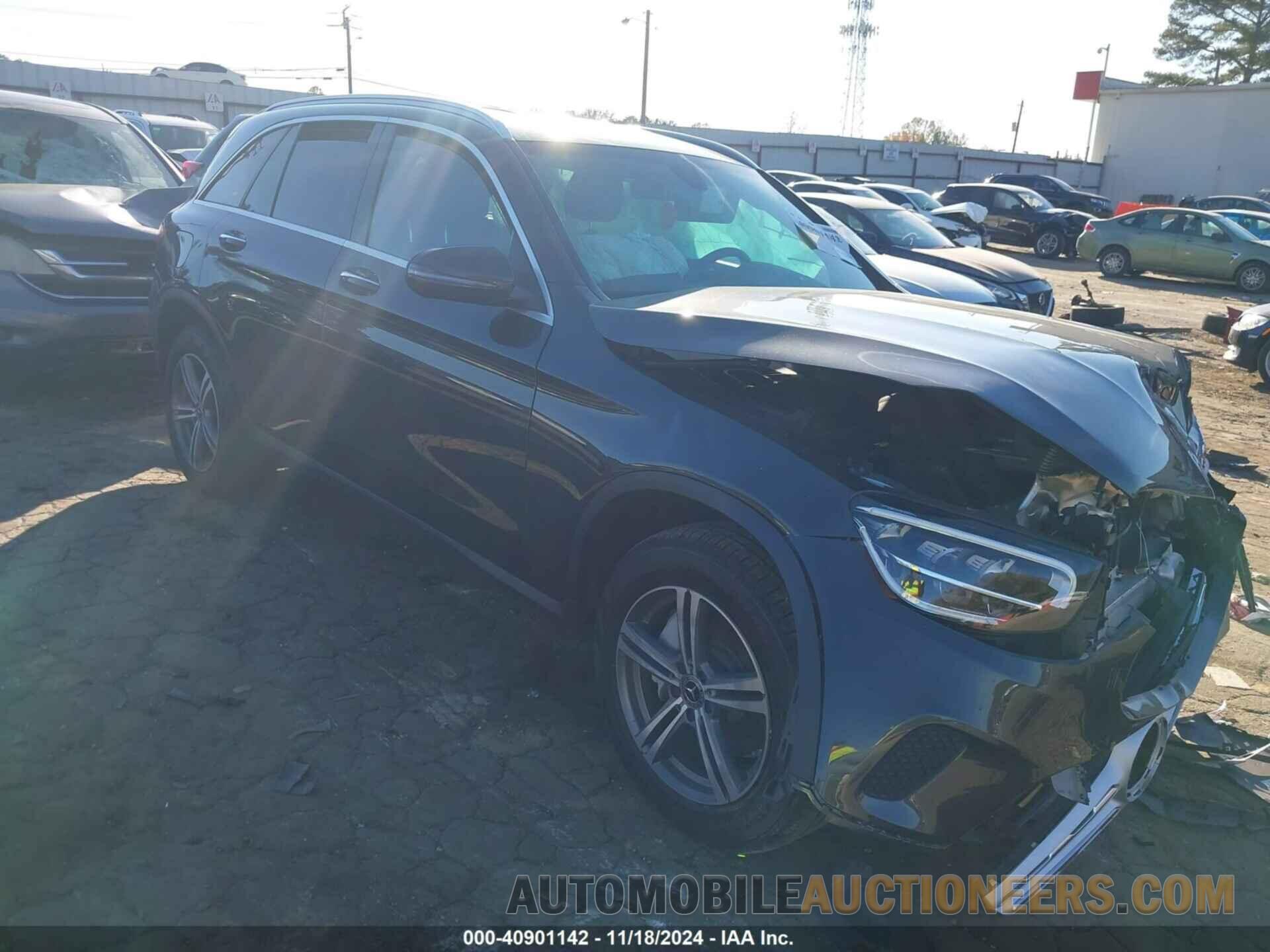 WDC0G8DB7LF717786 MERCEDES-BENZ GLC 300 2020