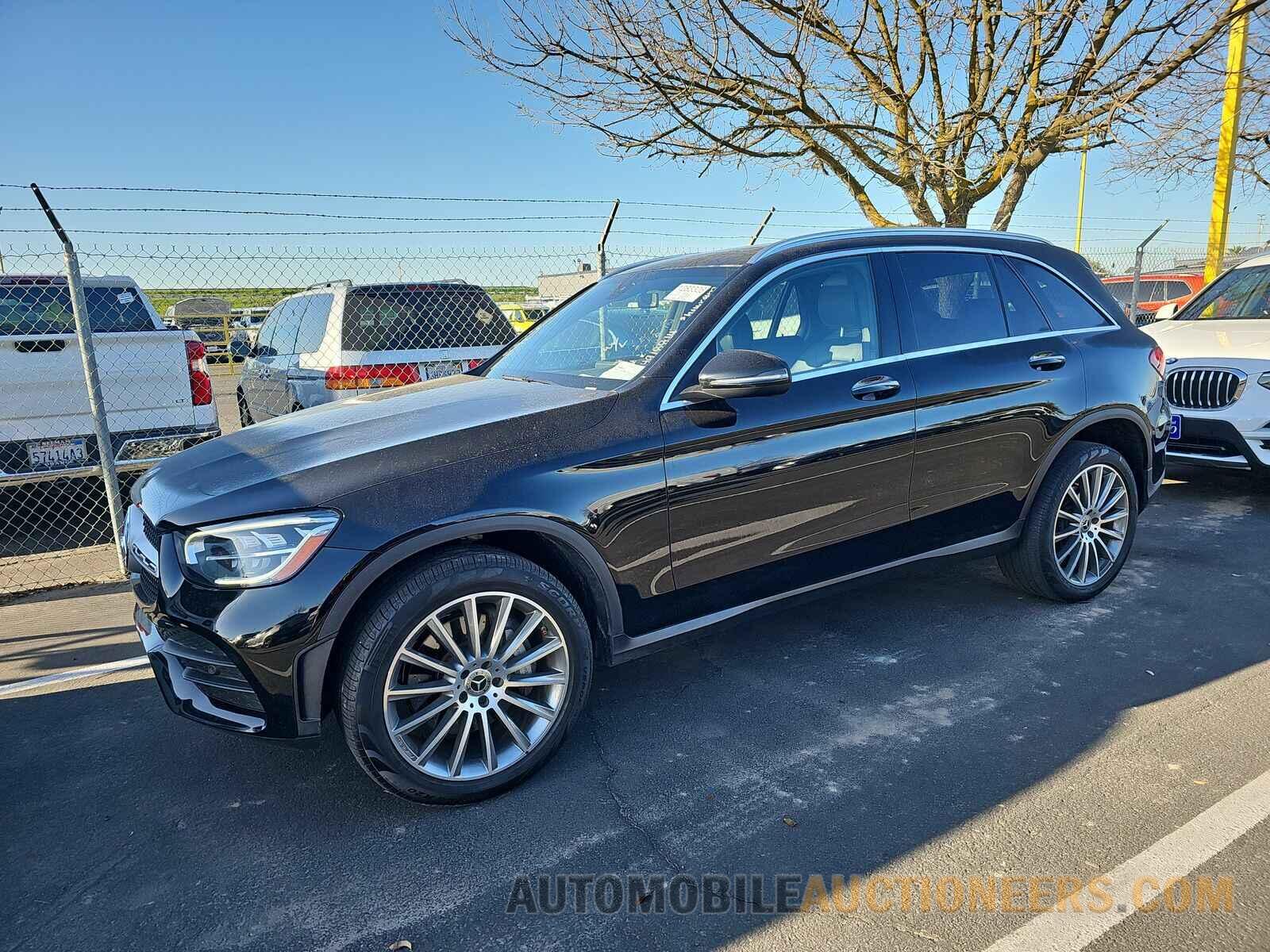 WDC0G8EB1LF692995 Mercedes-Benz GLC 2020