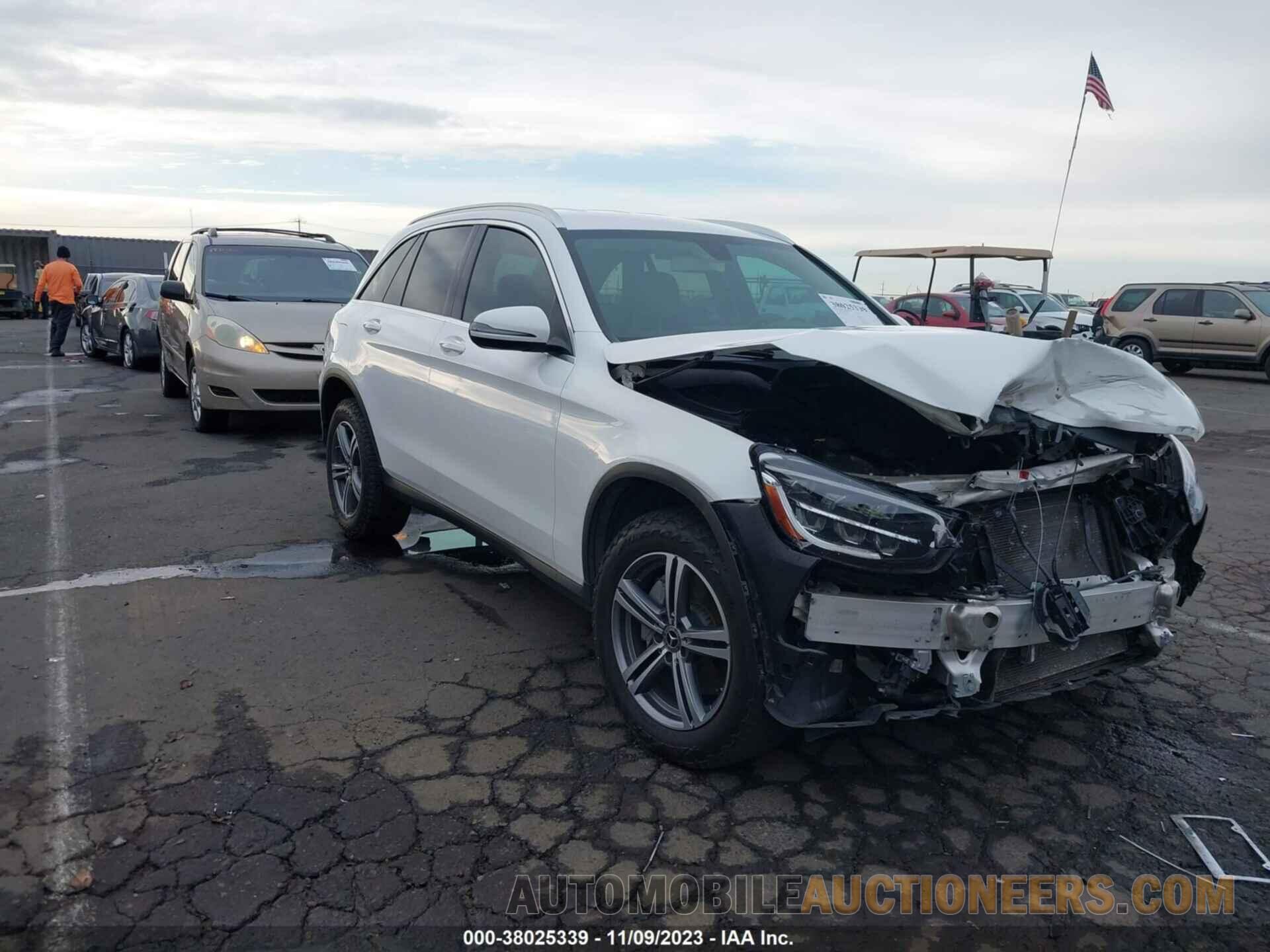 WDC0G8EB5LF683619 MERCEDES-BENZ GLC 300 2020