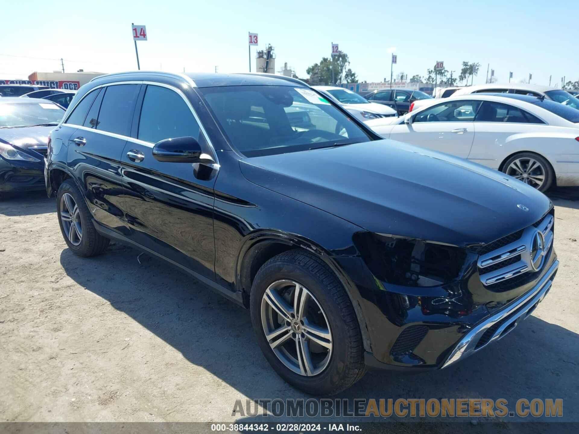 WDC0G8EB7LF710822 MERCEDES-BENZ GLC 300 2020